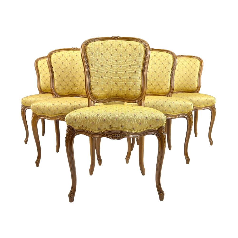 (6) LOUIS XV DINING CHAIRS: Dimensions: H 37” x W 20.5” x D 21.5” x SH 19.5”. Set of 6 Antique Louis XV style carved wood dining chairs with original fabric.