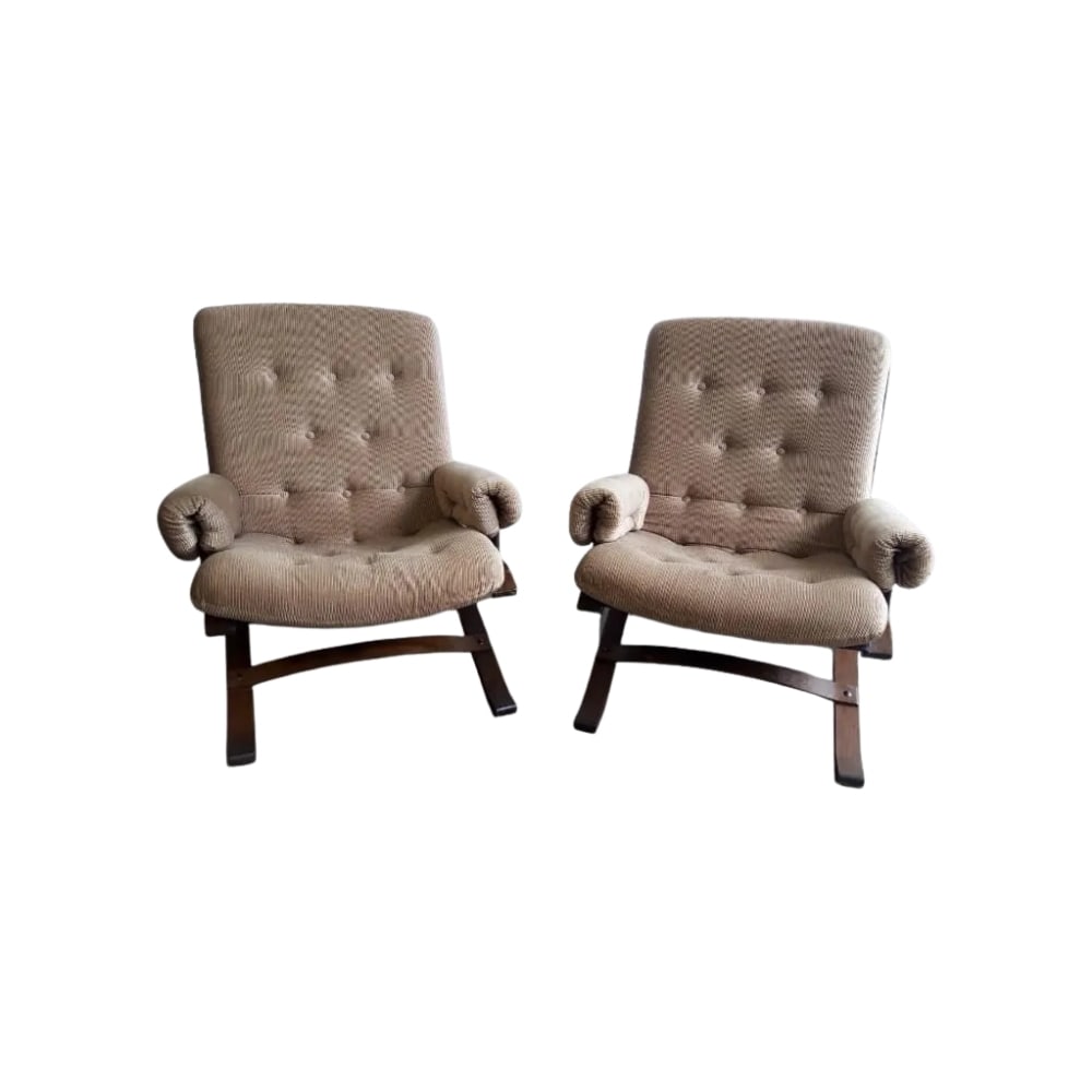 LOUNGE CHAIRS ATTR. TO INGMAR RELLING, A PAIR: Dimensions: H 31.4” x W 33” x D 27”. Pair of Vintage lounge chairs attr. to Ingmar Relling for Westnofa. Upholstered in original light brown fabric.