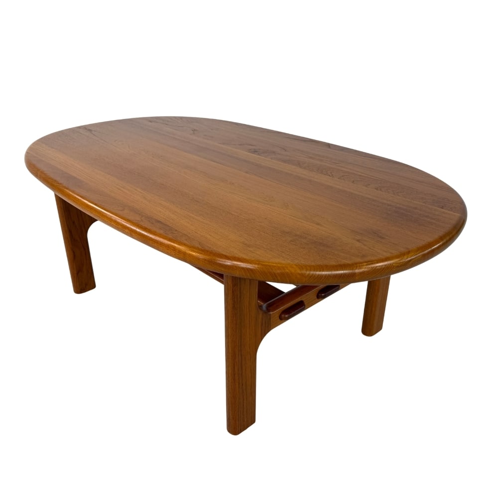 DANISH COFFEE TABLE NIELS BACH RANDERS MÖBEL: Dimensions: H 20” x W 53.5” x D 32.5”. Danish teak coffee table by Niels Bach for Randers Möbel.