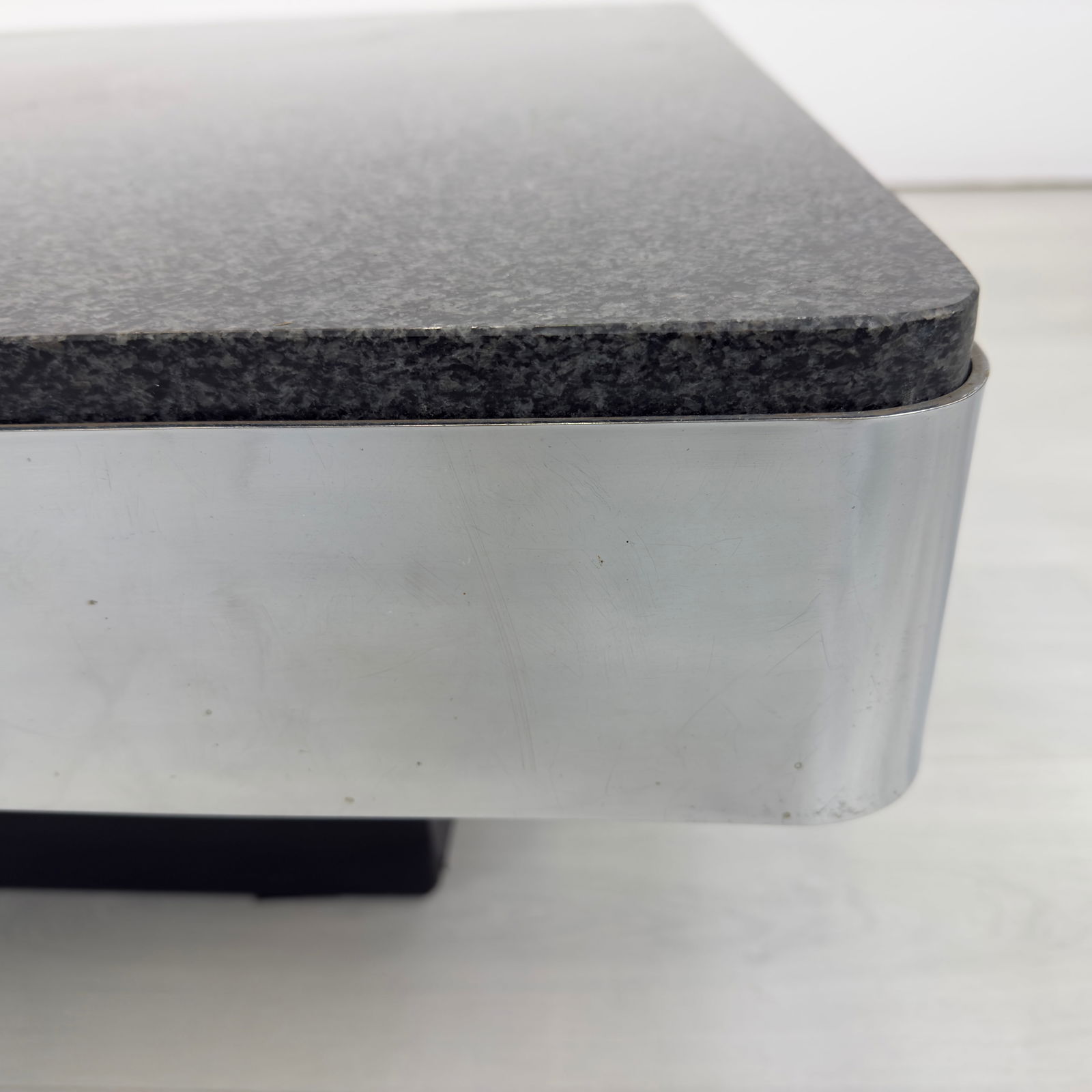 FRANCOIS MONNET ATTR. COFFEE TABLE - 8