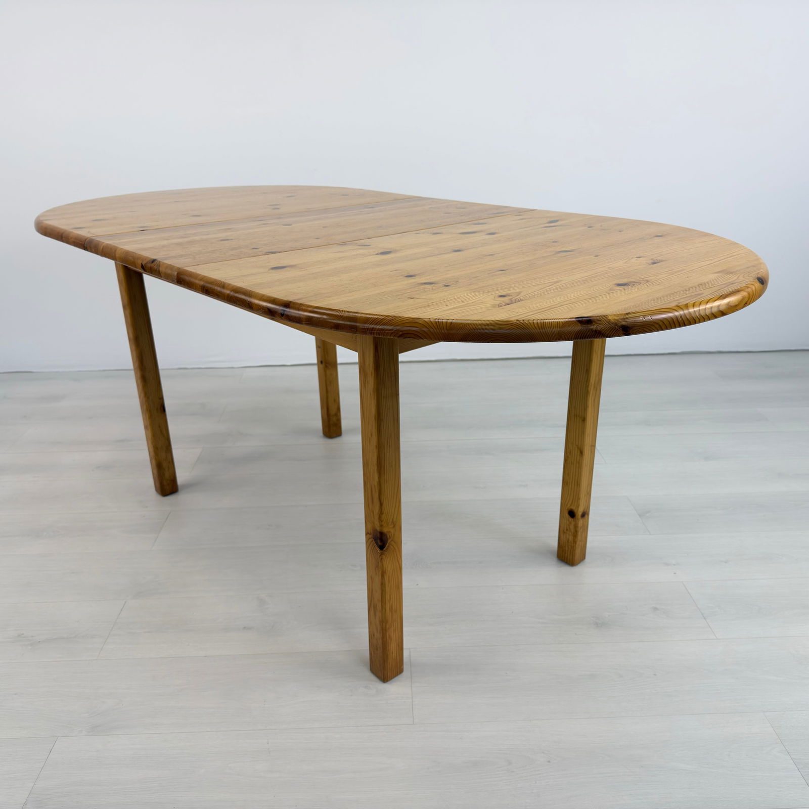 RAINER DAUMILLER EXTENDABLE DINING TABLE - 2
