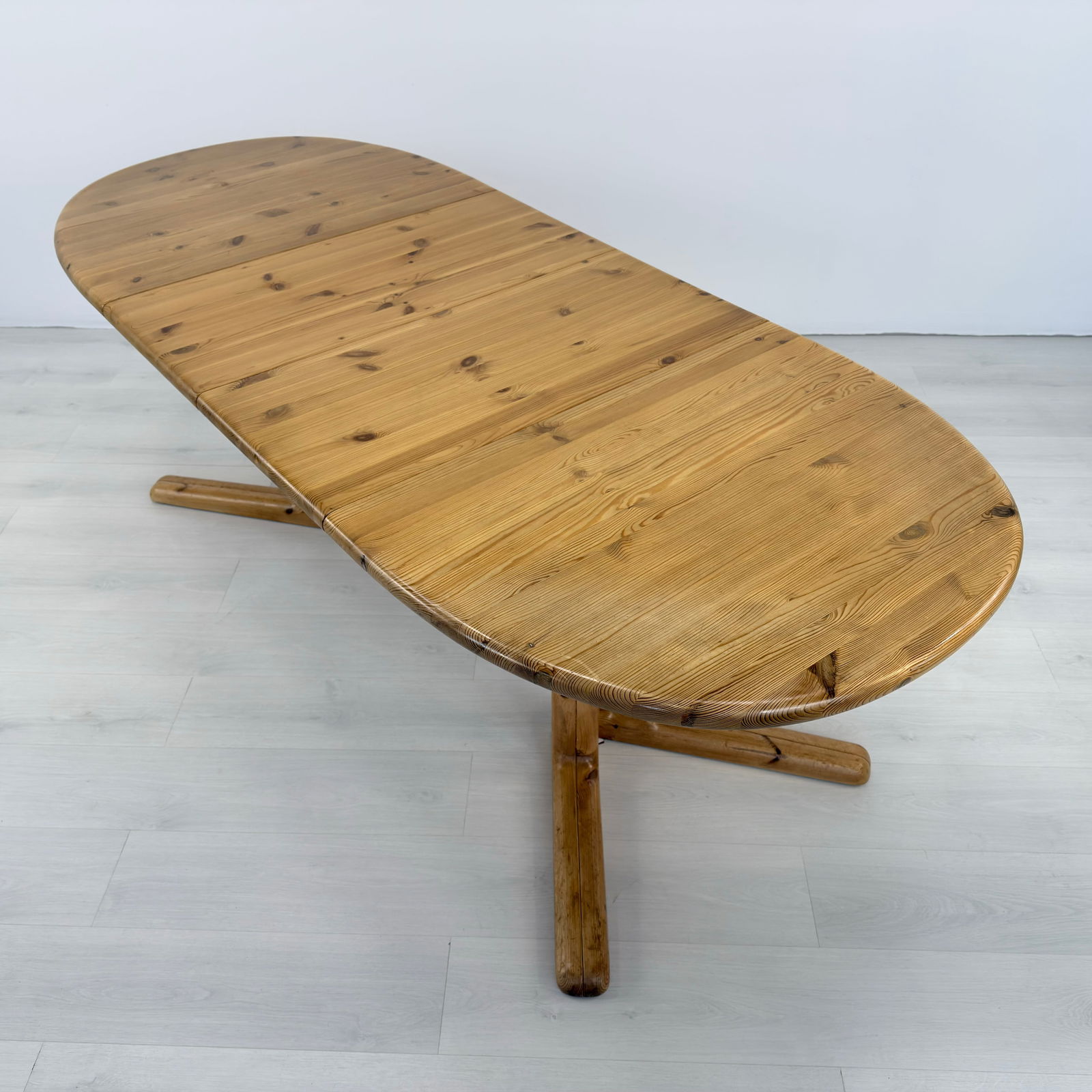 RAINER DAUMILLER EXTENDABLE DINING TABLE - 2