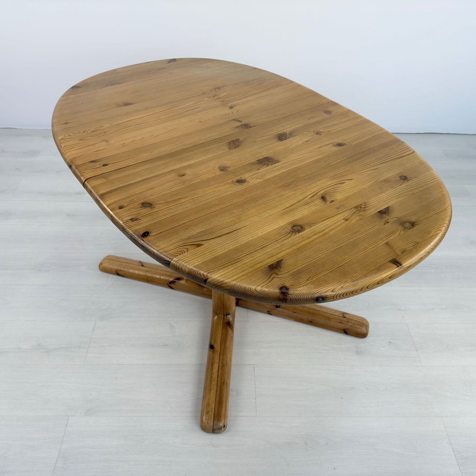 RAINER DAUMILLER EXTENDABLE DINING TABLE - 5