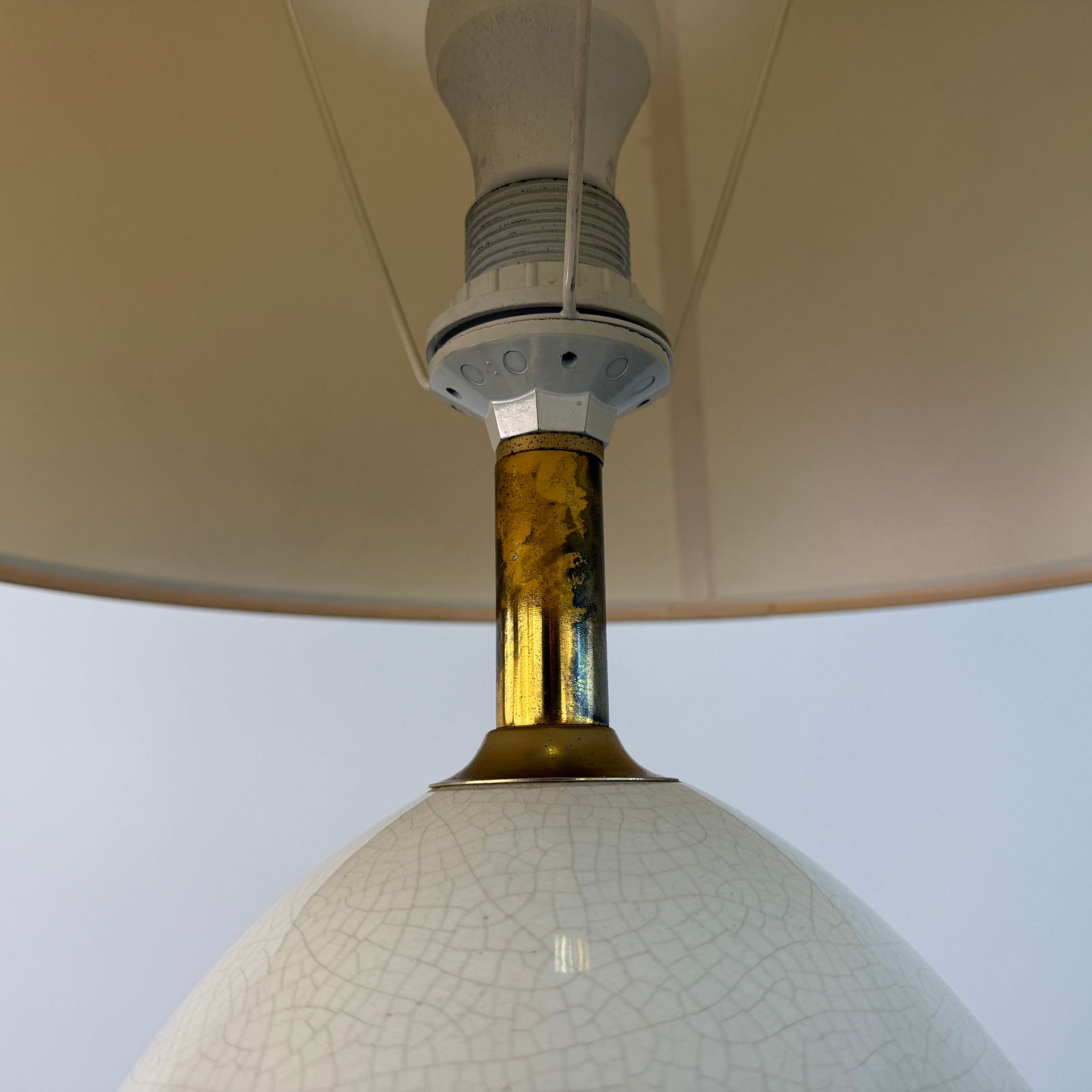 FRENCH EGG CERAMIC TABLE LAMP - 4