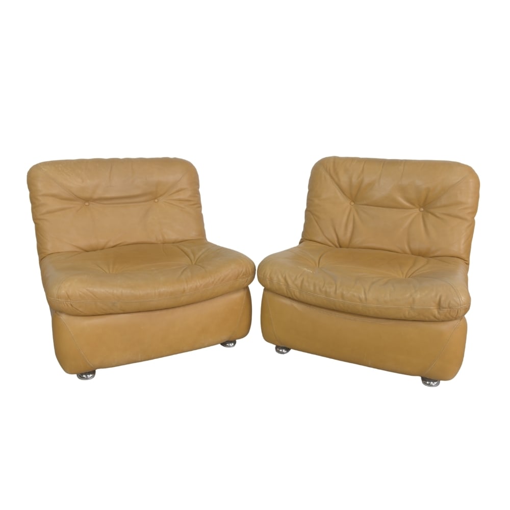 MODULAR SOFA FROM DREIPUNKT INTERNATIONAL, A PAIR: Dimensions: H 28.5” x W 30” x SD 23.5” x SH 15”. Pair of Vintage brown leather lounge chairs/modular sofa from Dreipunkt International, 1970s.