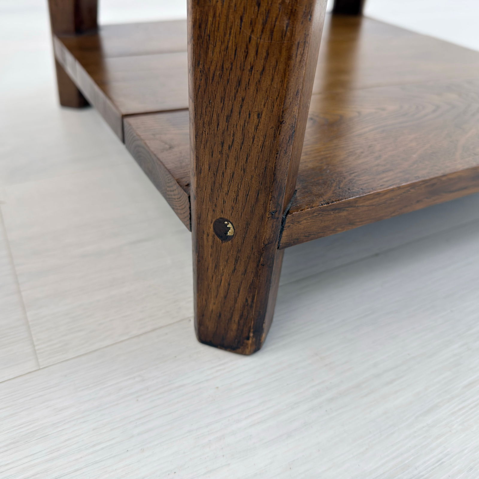 ART DECO SIDE TABLE - 9