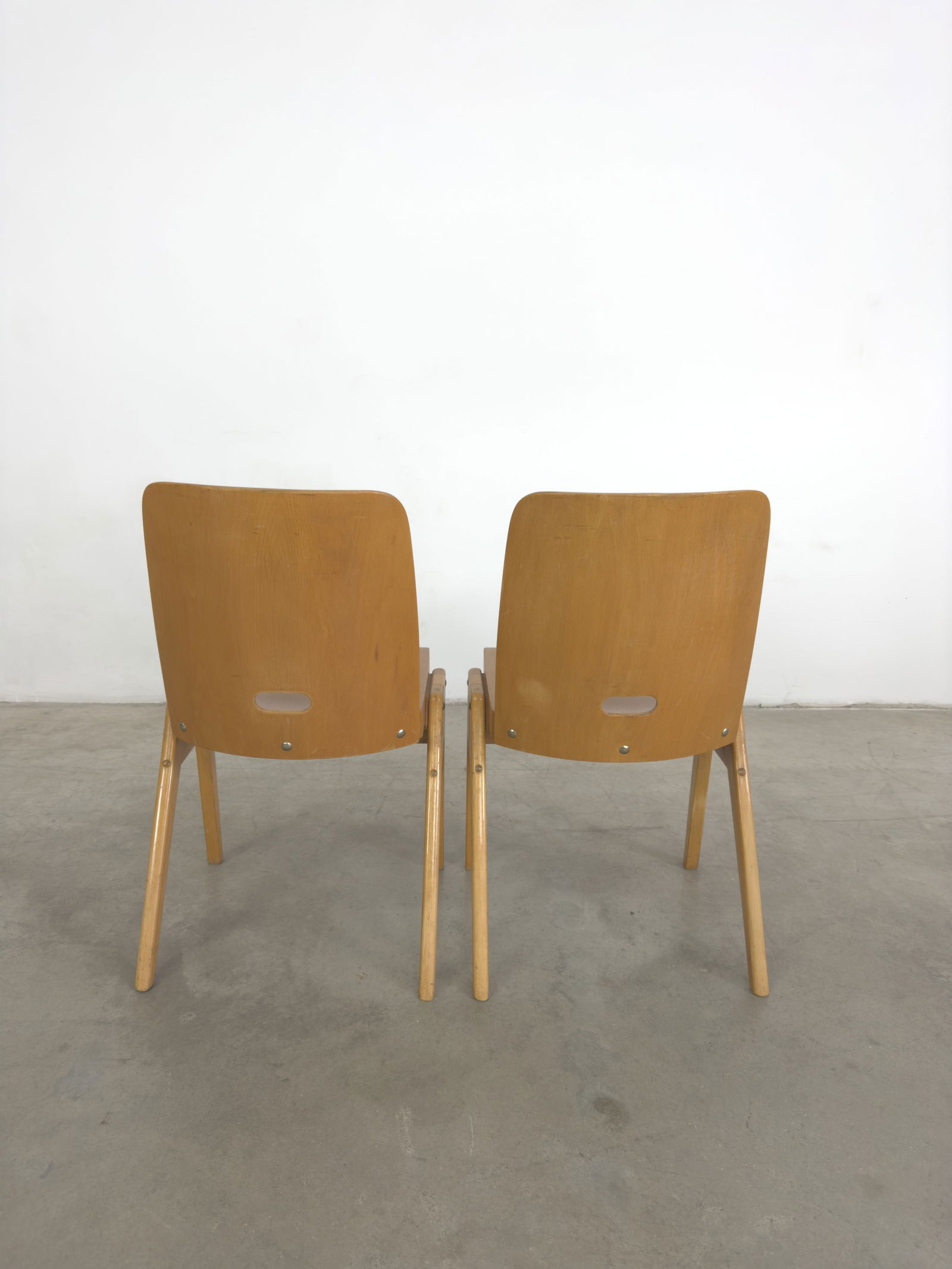 (8) STACKABLE CHAIRS BY CASSALA - 10