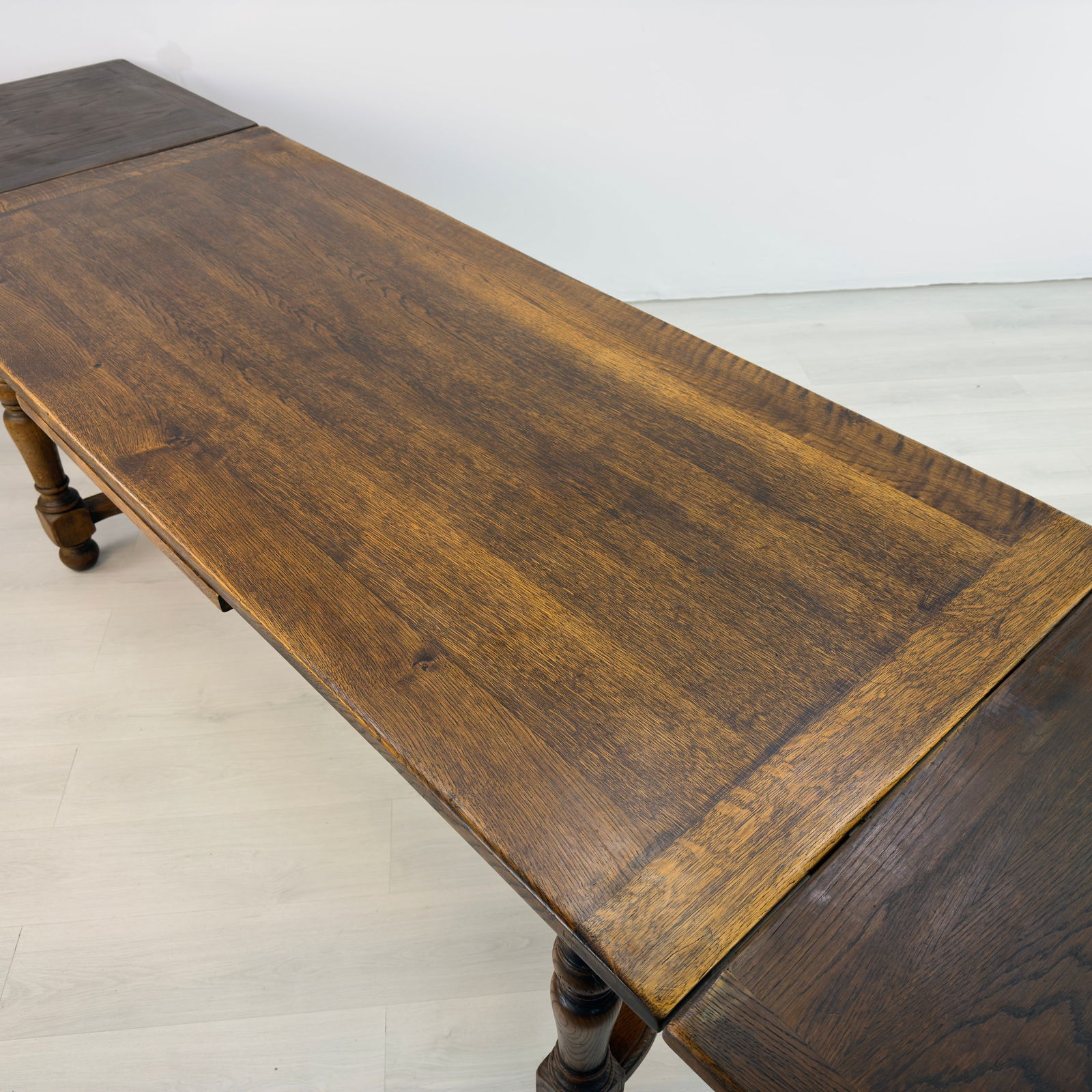 FARMHOUSE EXTENDABLE DINING TABLE - 5