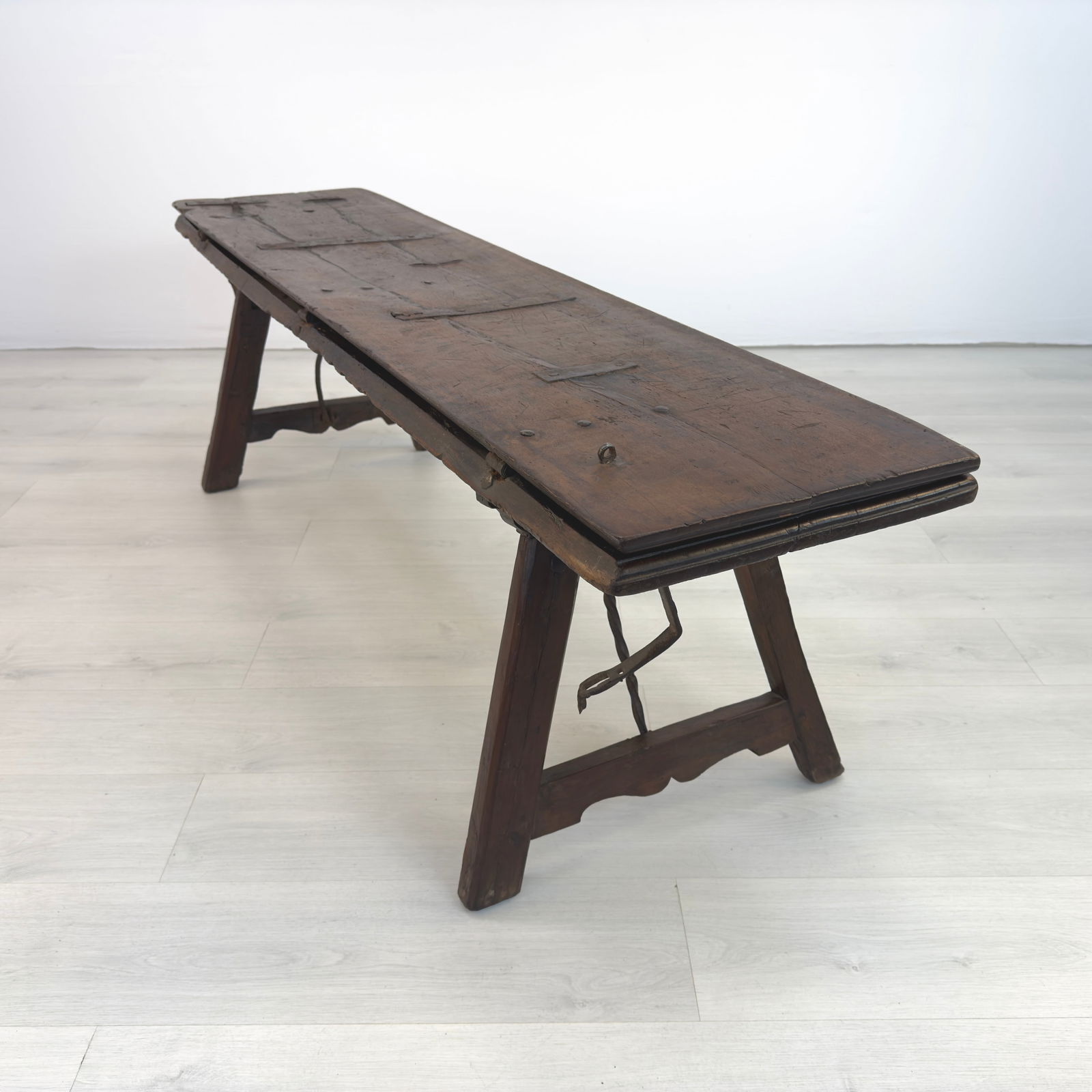 ANTIQUE ADJUSTABLE BENCH - 6