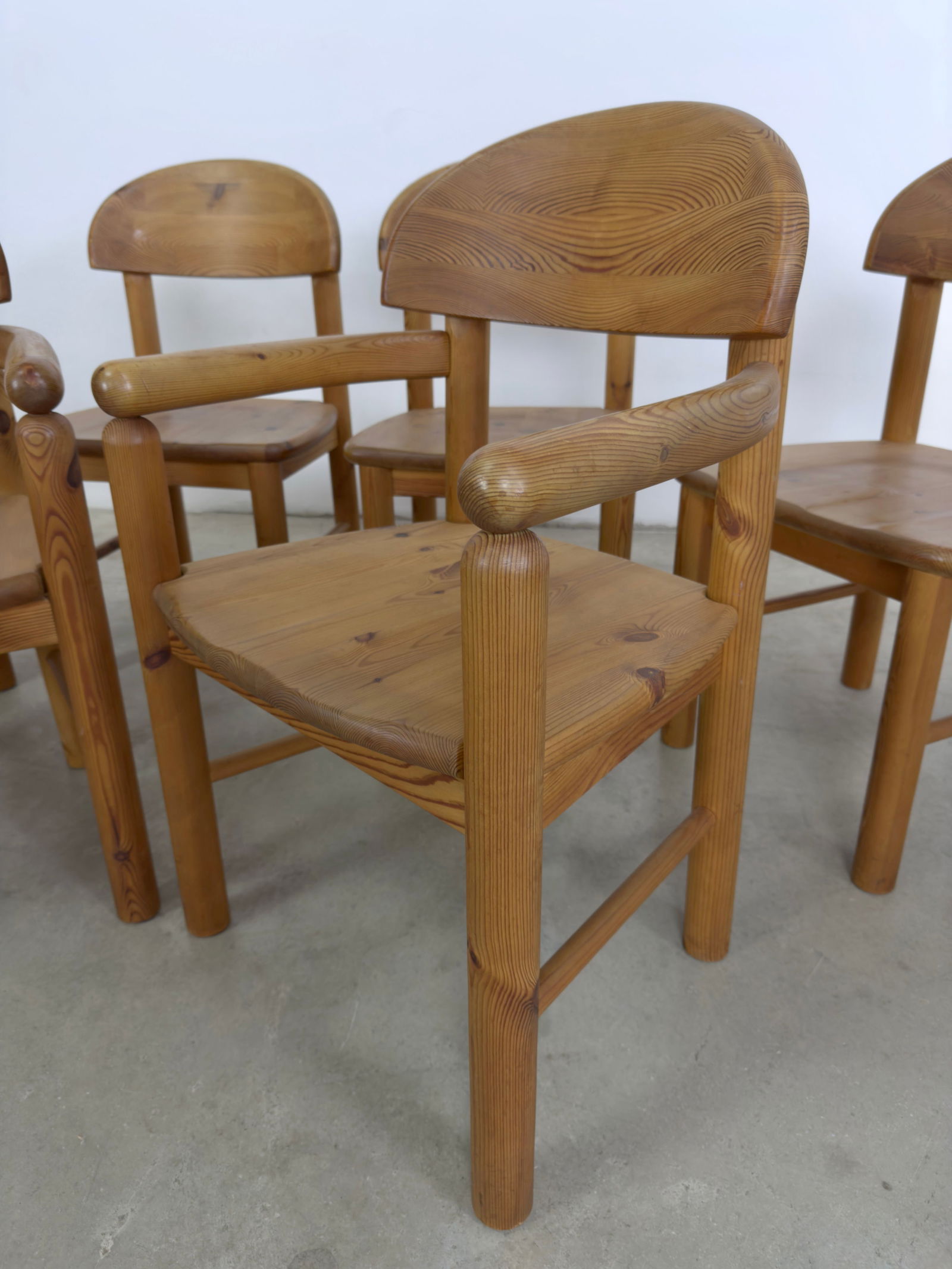 (6) RAINER DAUMILLER DINING CHAIRS - 8