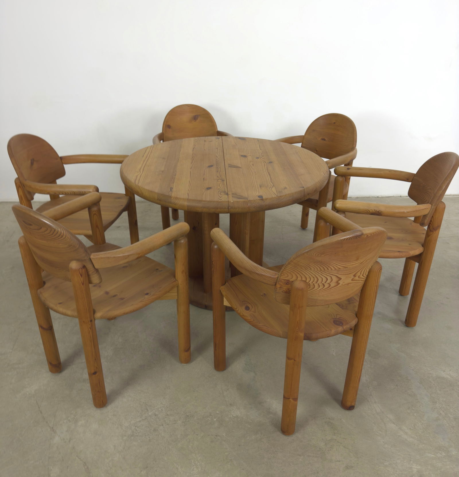 RAINER DAUMILLER ATTR EXTENDABLE DINING TABLE - 5