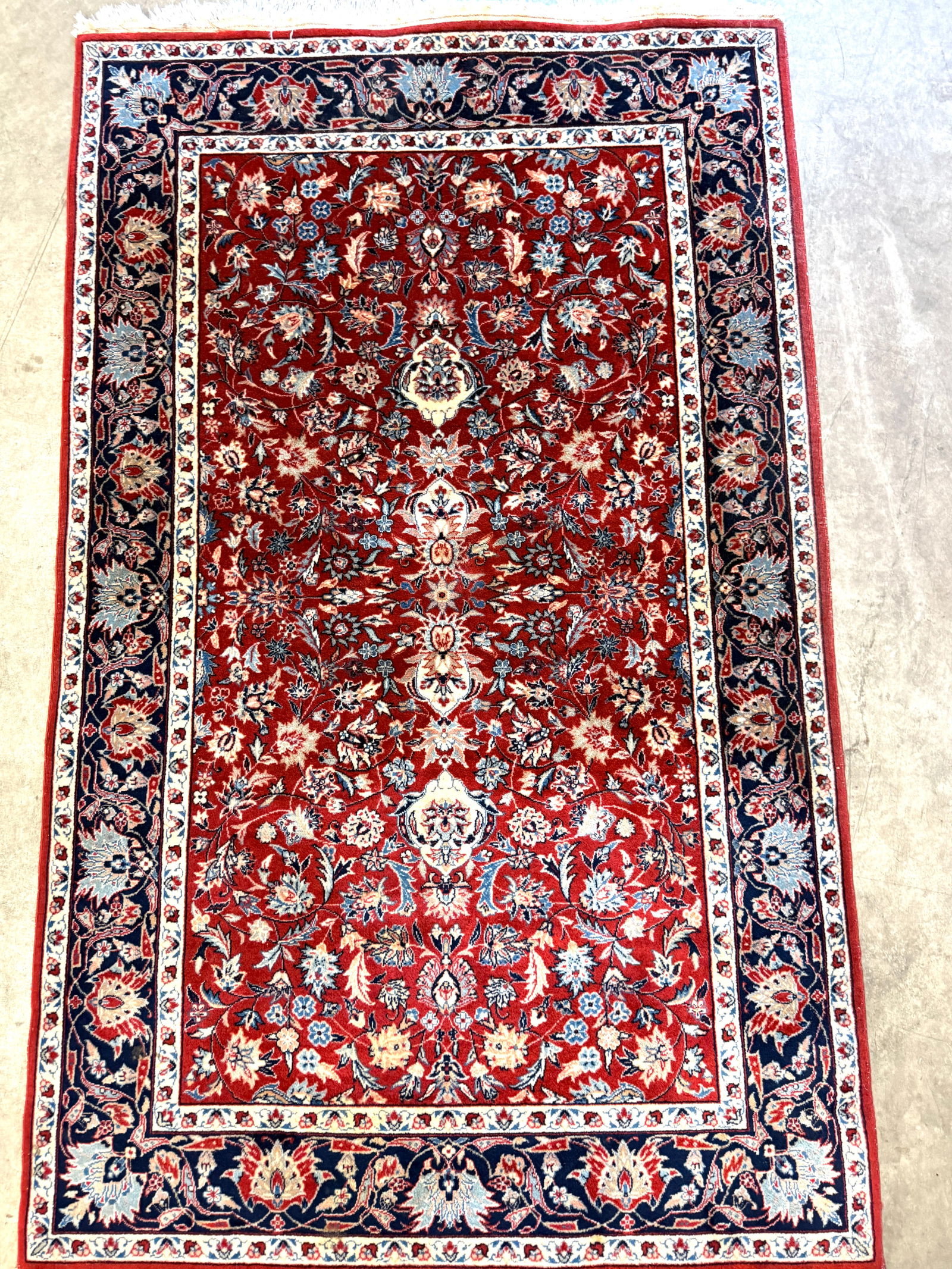 FINE PERSIAN HAND KNOTTED RUG (1 of 5)