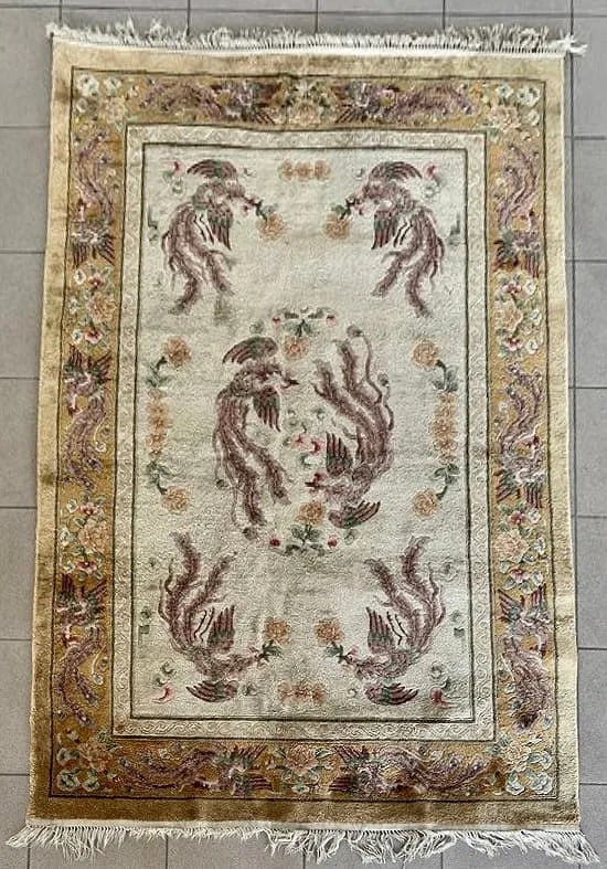 CHINESE SILK RUG (1 of 7)