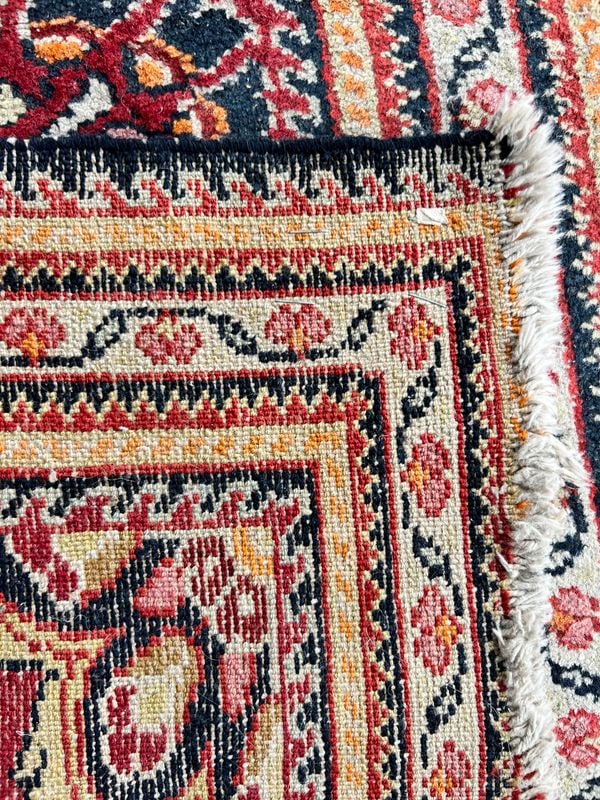 SMALL SAROUK RUG - 4