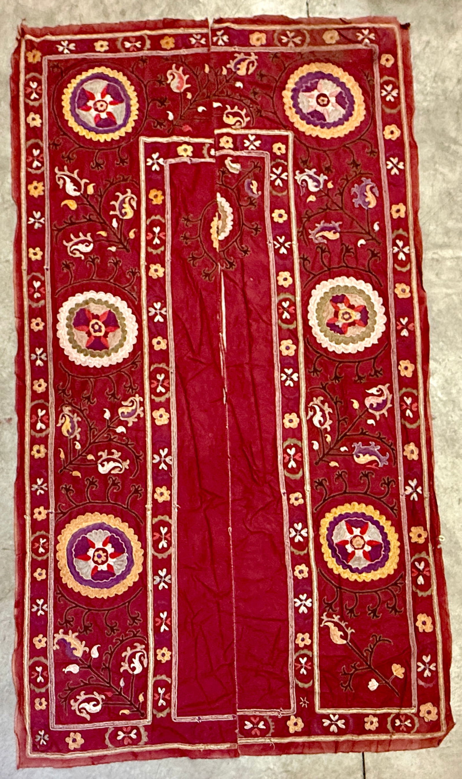 LARGE VINTAGE SUZANIE TAPESTRY: Dimensions: H 7'8" x W 4'3". Vintage silk and cotton Usbek Suzanie tapestry.