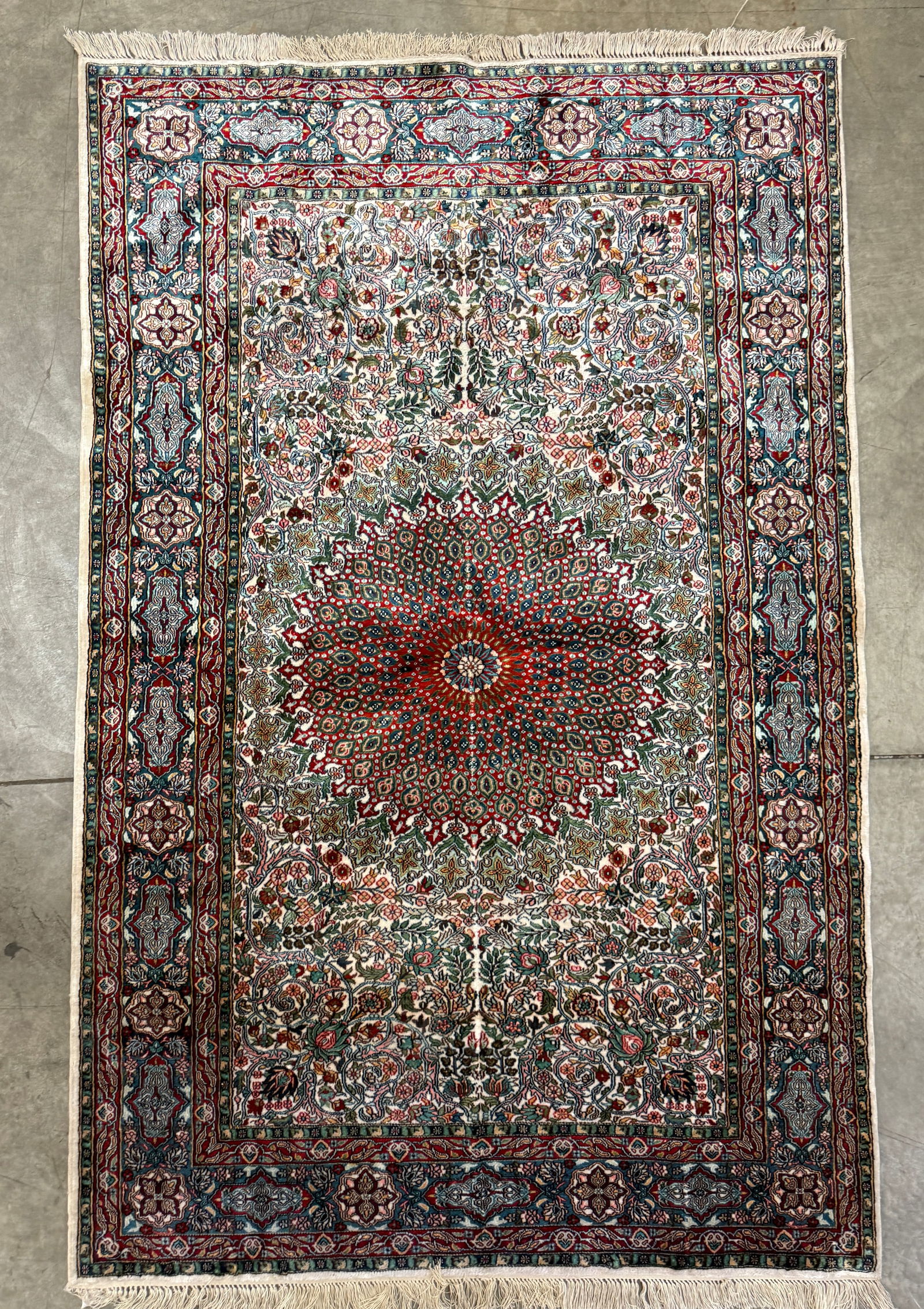 FINELY KNOTTED PERSIAN SILK RUG (1 of 8)