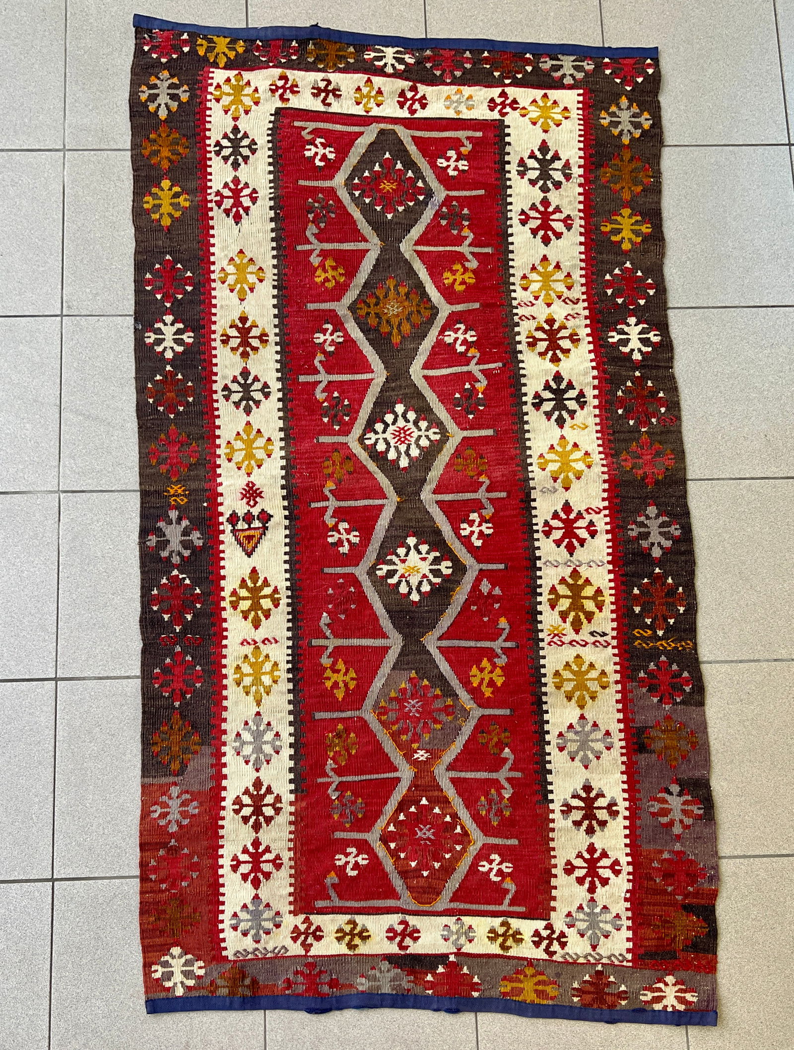 VINTAGE TURKISH KILIM RUG (1 of 6)