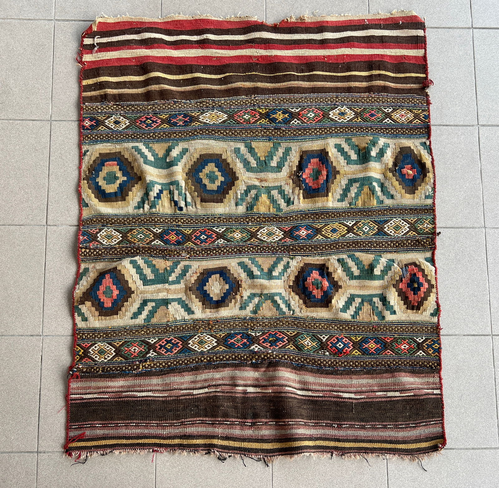 ANTIQUE PERSIAN TRIBAL KILIM (1 of 8)