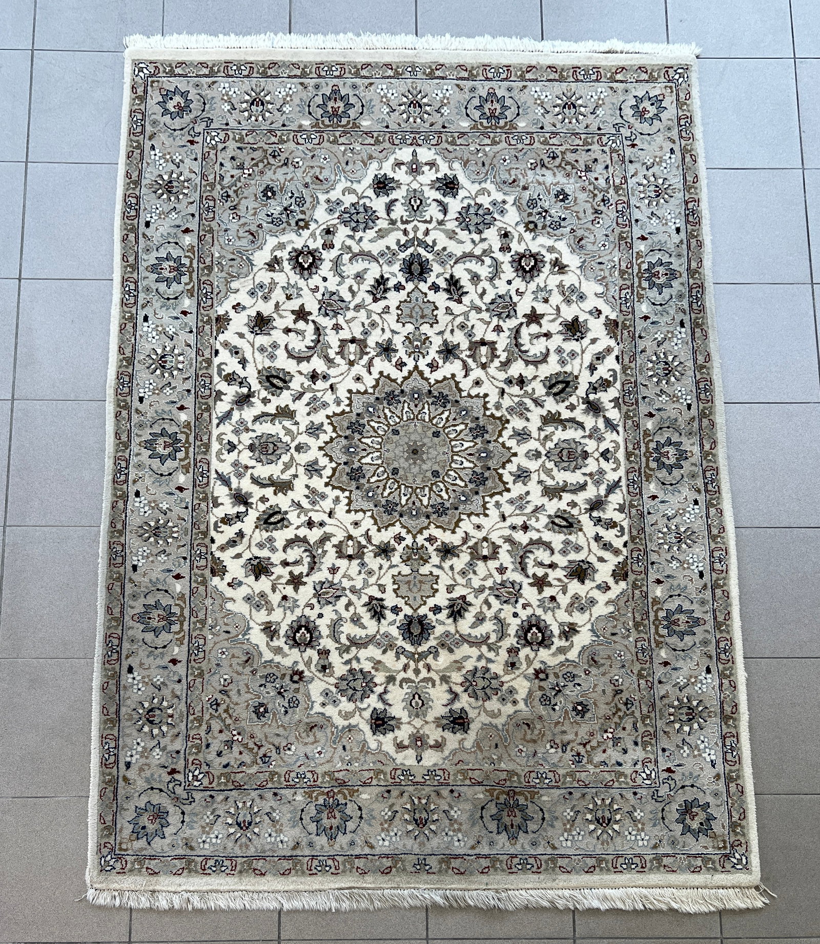 INDO PERSIAN NAIN RUG (1 of 6)