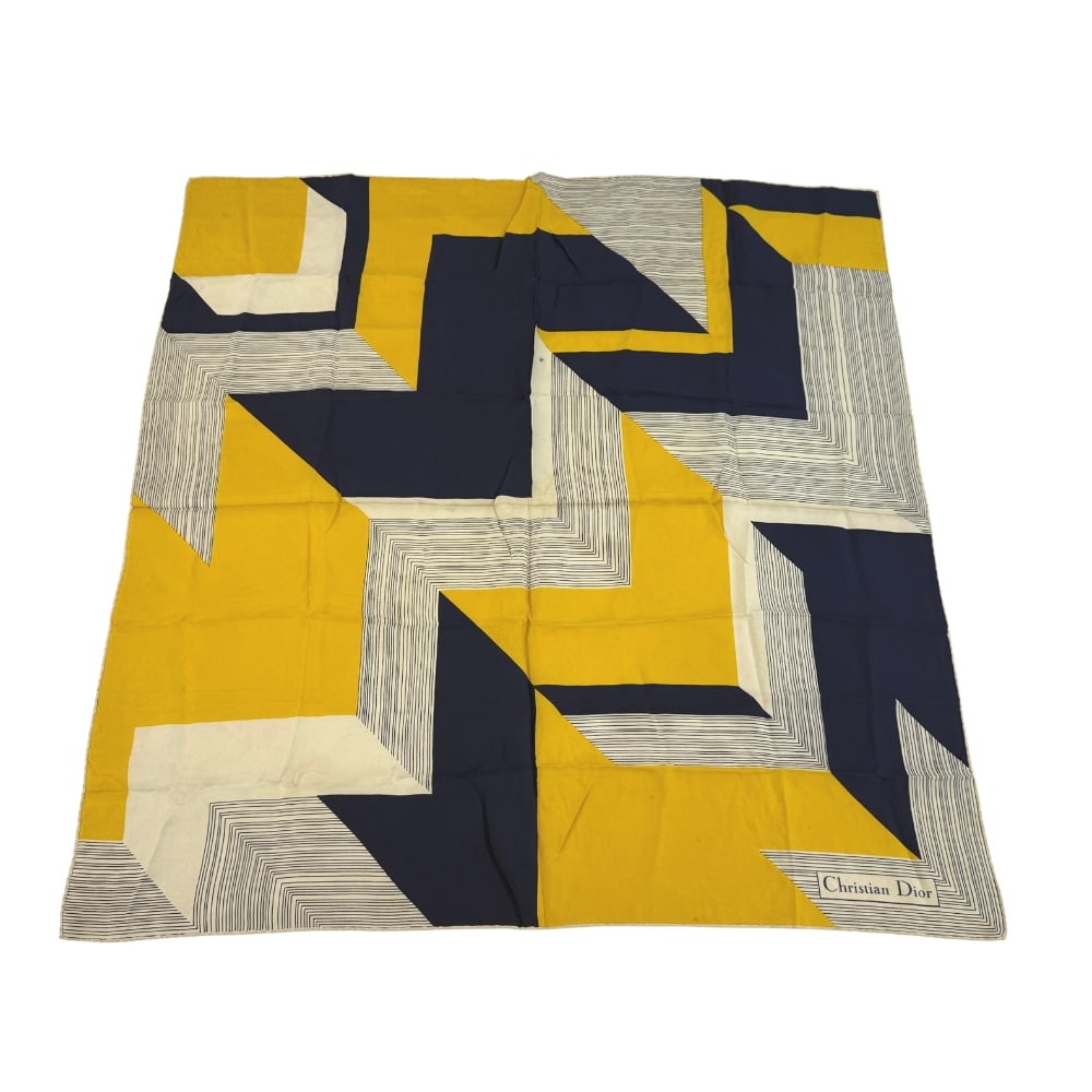 CHRISTIAN DIOR SCARF (1 of 6)