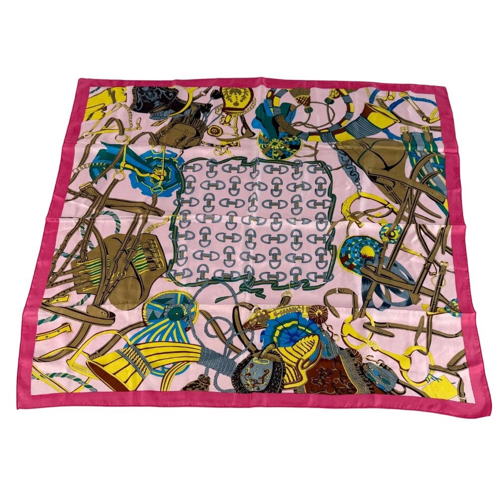 VINTAGE DESIGNER SCARF (1 of 5)