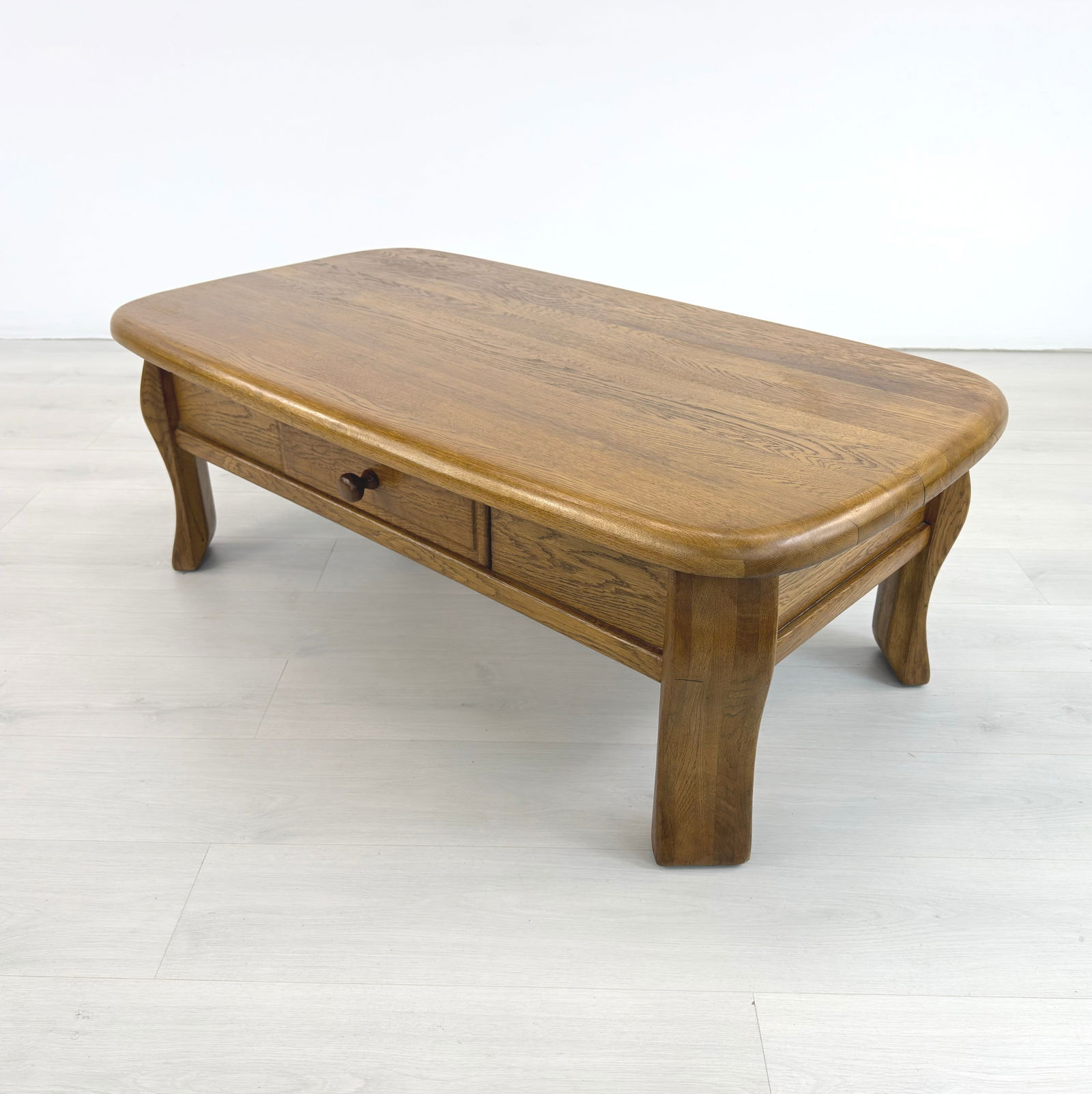DUTCH OAK COFFEE TABLE - 3