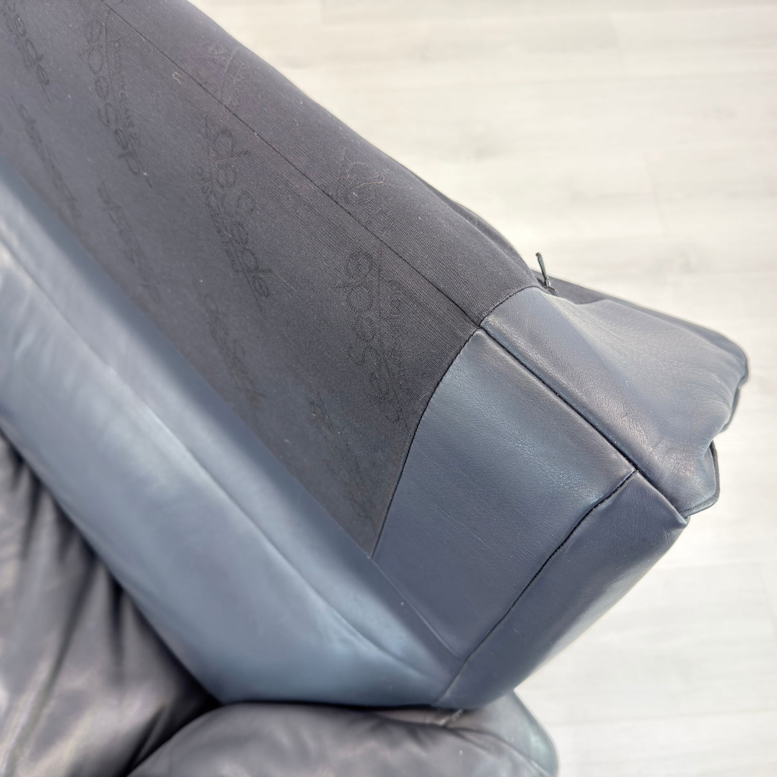 DE SEDE DS 2011 LEATHER SOFA - 10