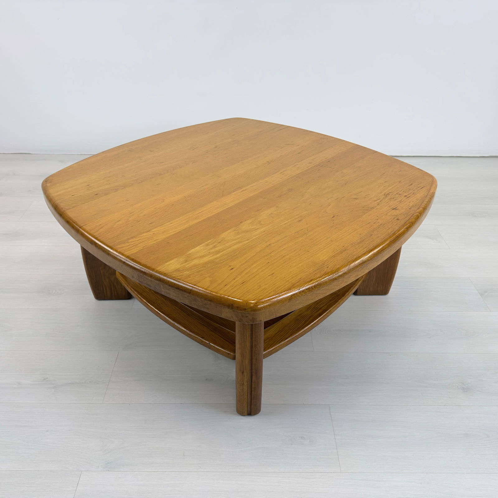 SCANDINAVIAN BRUTALIST COFFEE TABLE - 4