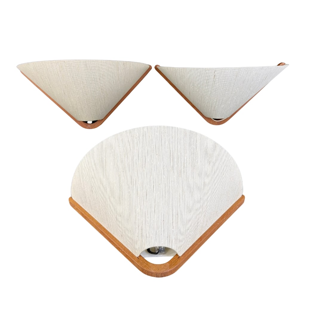 (3) PILA WALL LAMPS BY DOMUS: Dimensions: W 17.3” x D 9.3”. Set of 3 Vintage wall lamps Pila by Domus, designed in the 1970s.