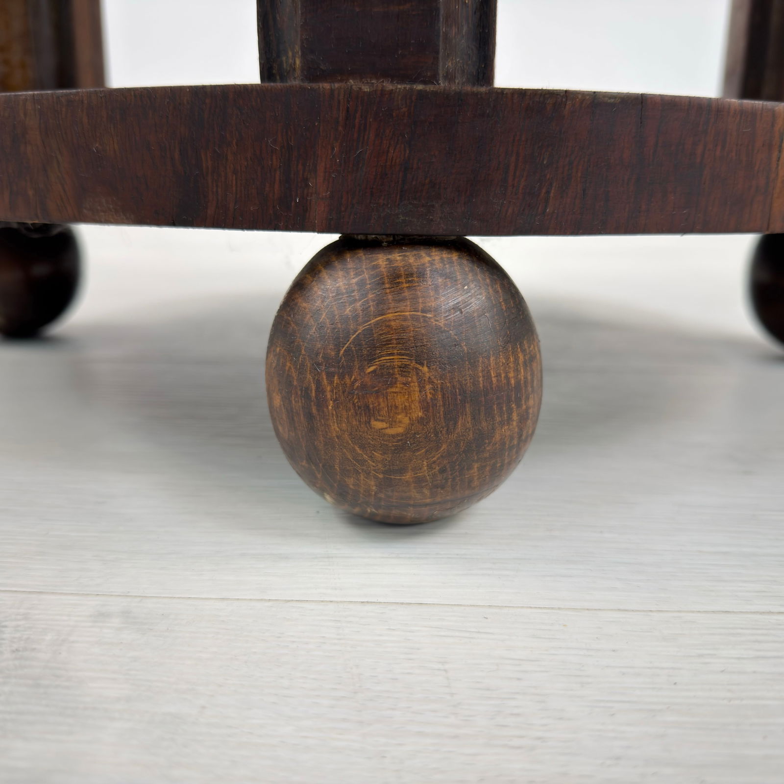 ART DECO COFFEE TABLE - 9