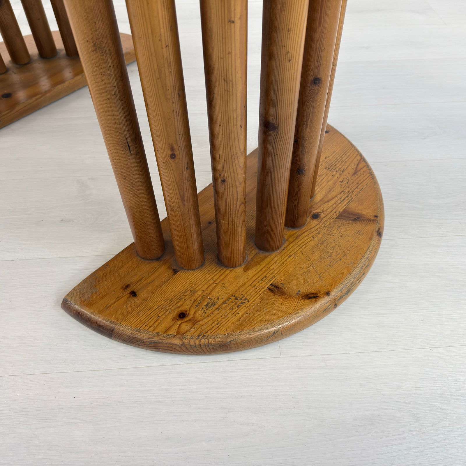 RAINER DAUMILLER EXTENDABLE DINING TABLE - 10