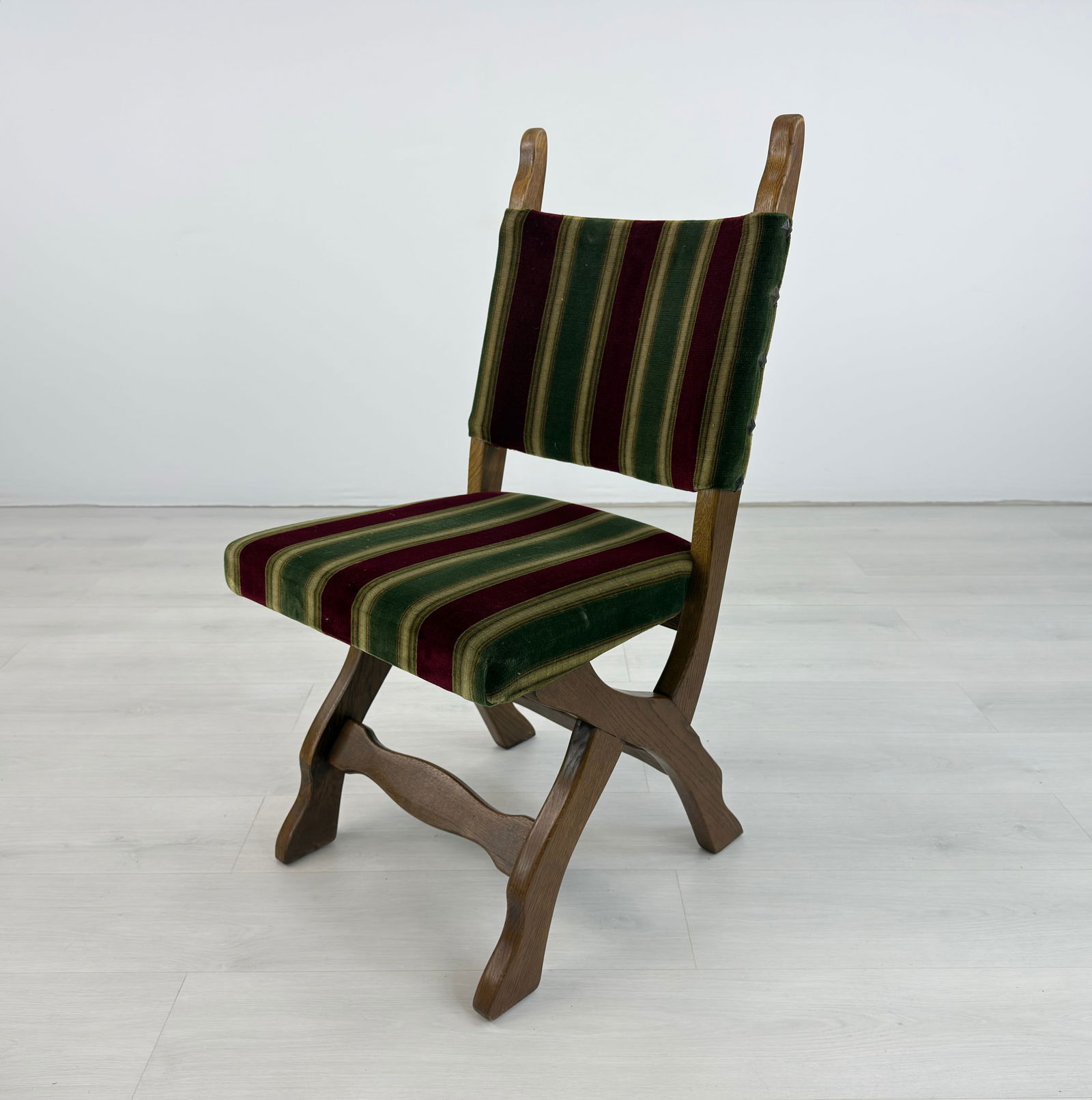 (6) BRUTALIST DINING CHAIRS - 8