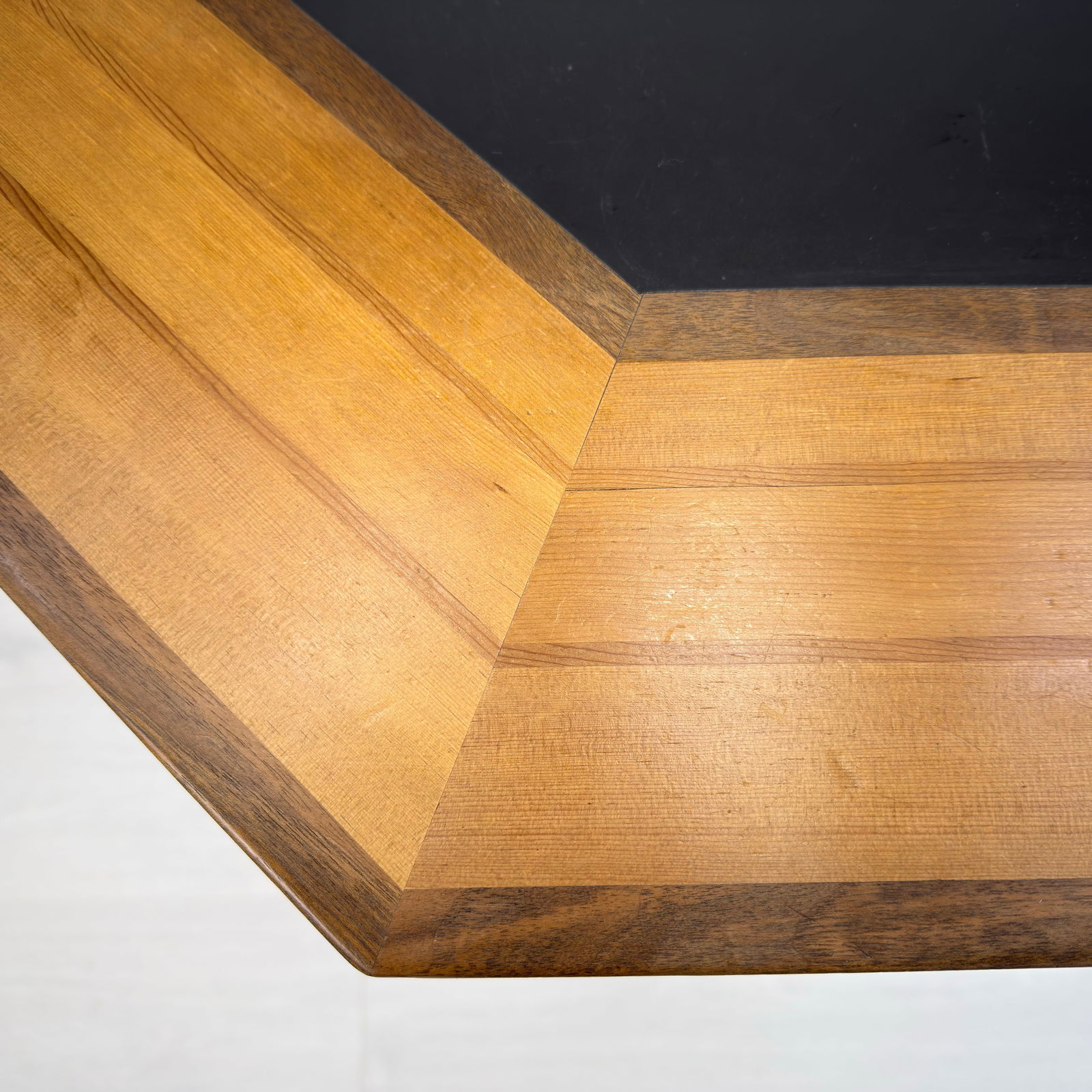 SCANDINAVIAN OCTAGONAL BREAKFAST TABLE - 7