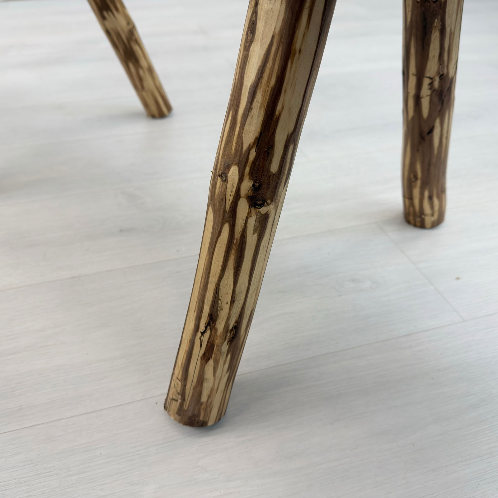 RUSTIC DUTCH BENCH - 11