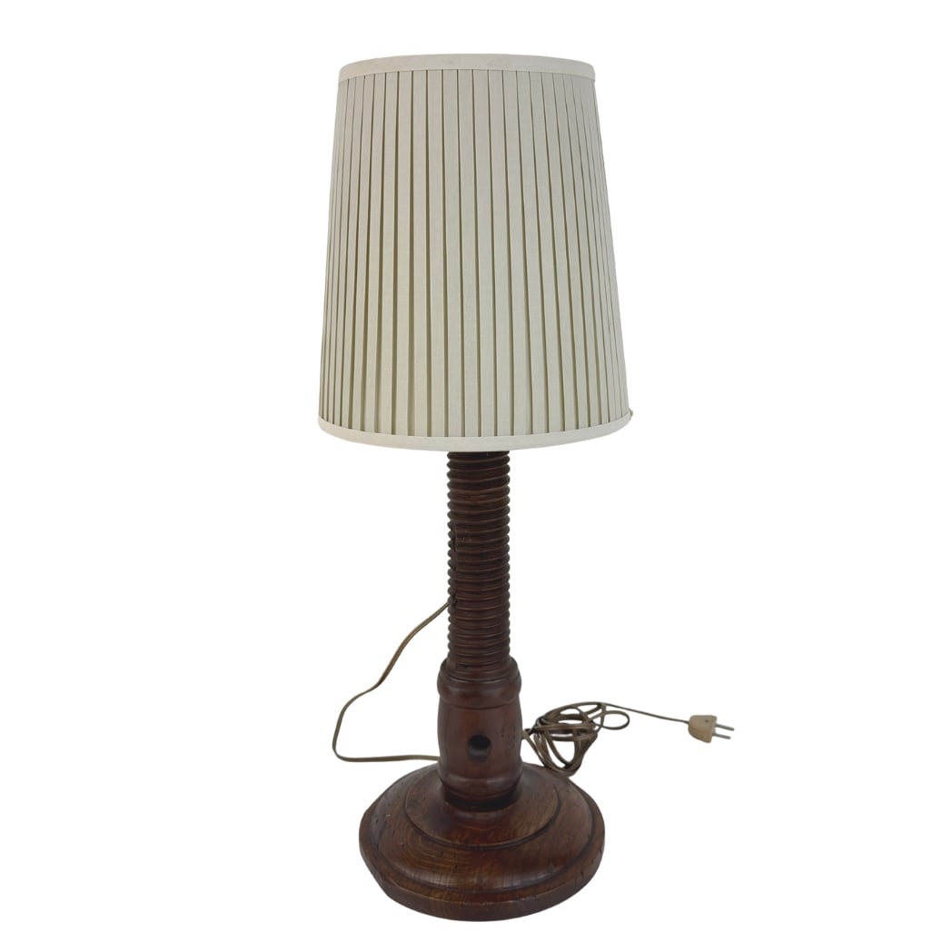 SCANDINAVIAN TABLE LAMP (1 of 9)
