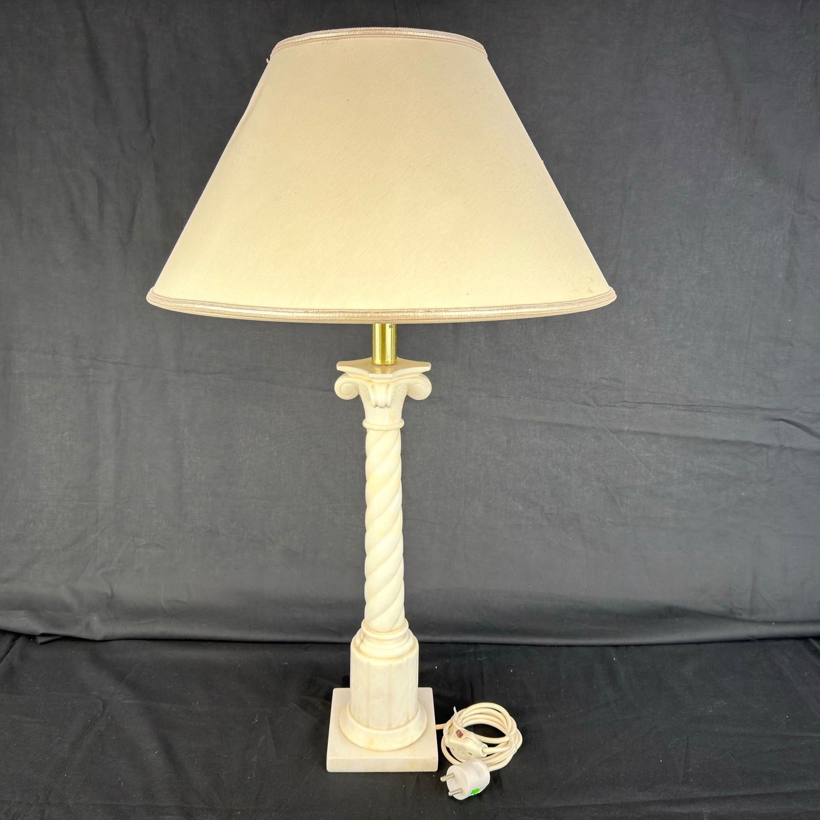 FRENCH ALABASTER TABLE LAMP - 2