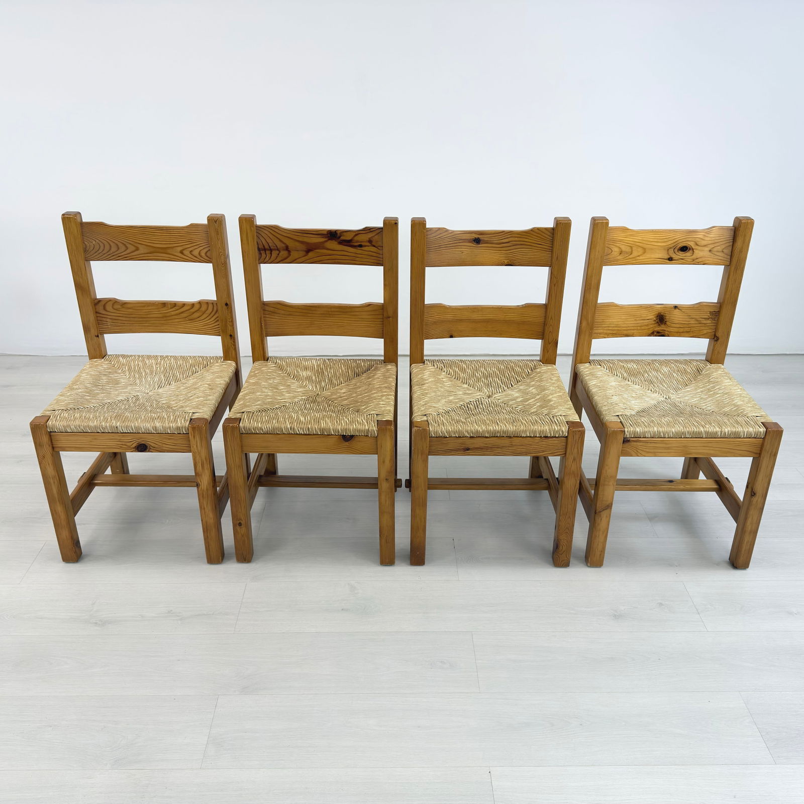 (4) SCANDINAVIAN PINE DINING CHAIRS - 3