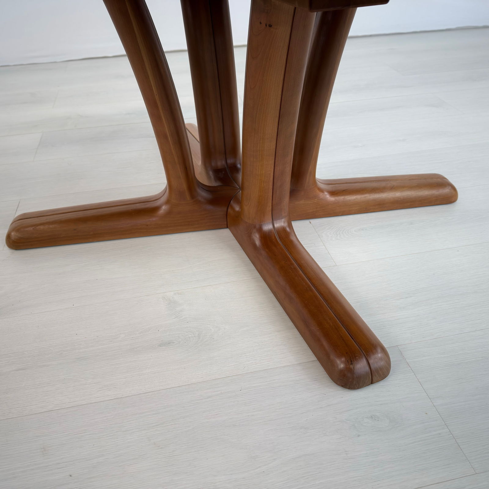 DYRLUND TEAK COFFEE TABLE - 11