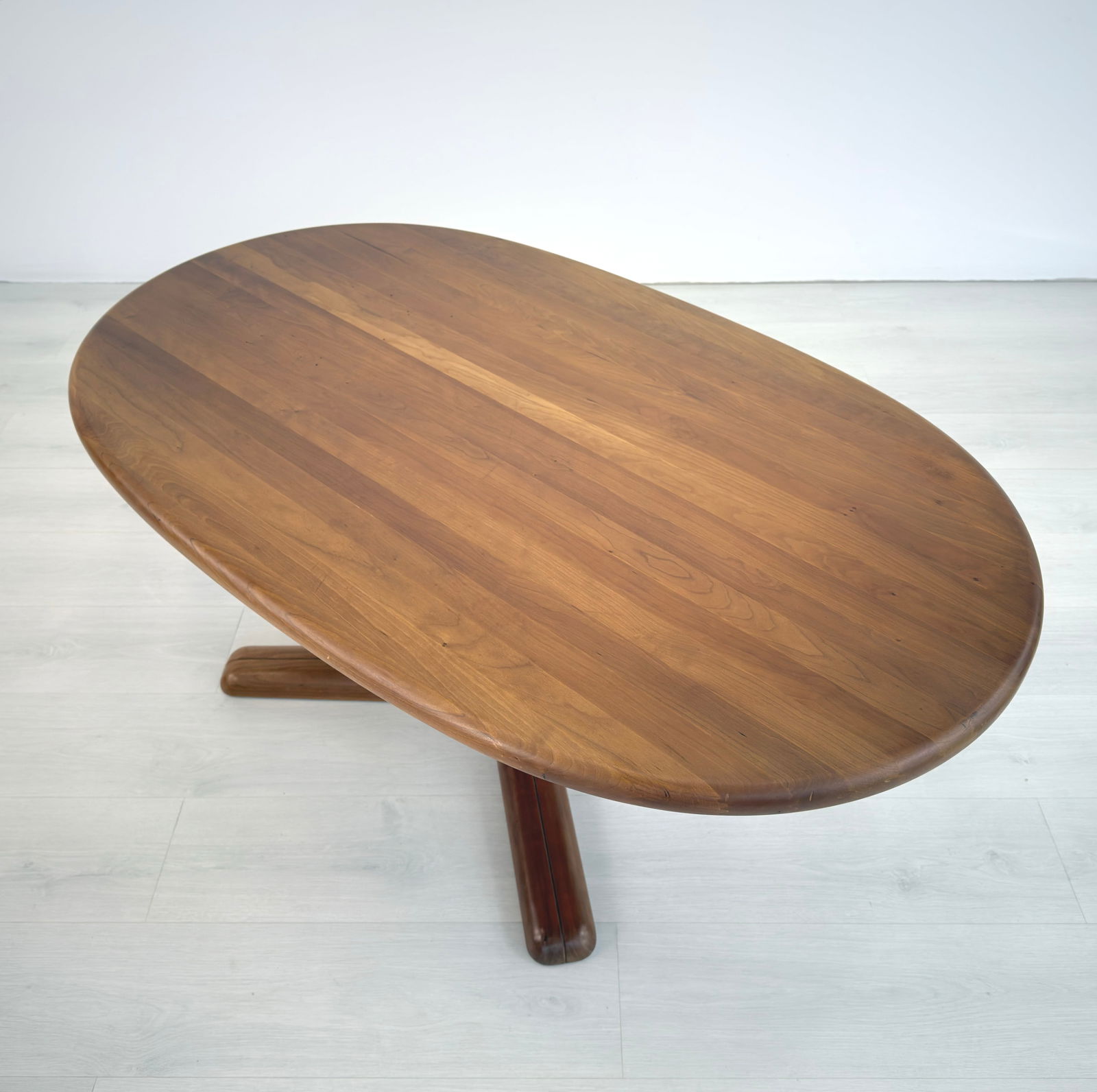 DYRLUND TEAK COFFEE TABLE - 6