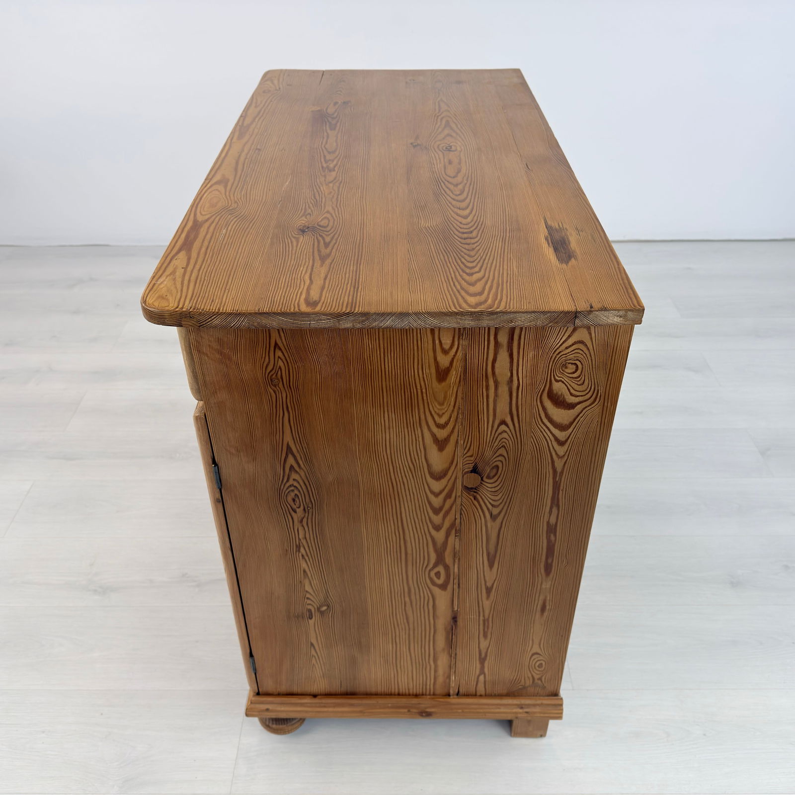 RUSTIC PINE DRESSER - 4