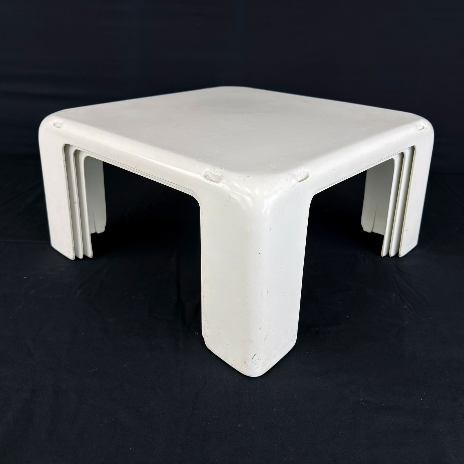 (3) MARIO BELLINI NESTING SIDE TABLES - 6
