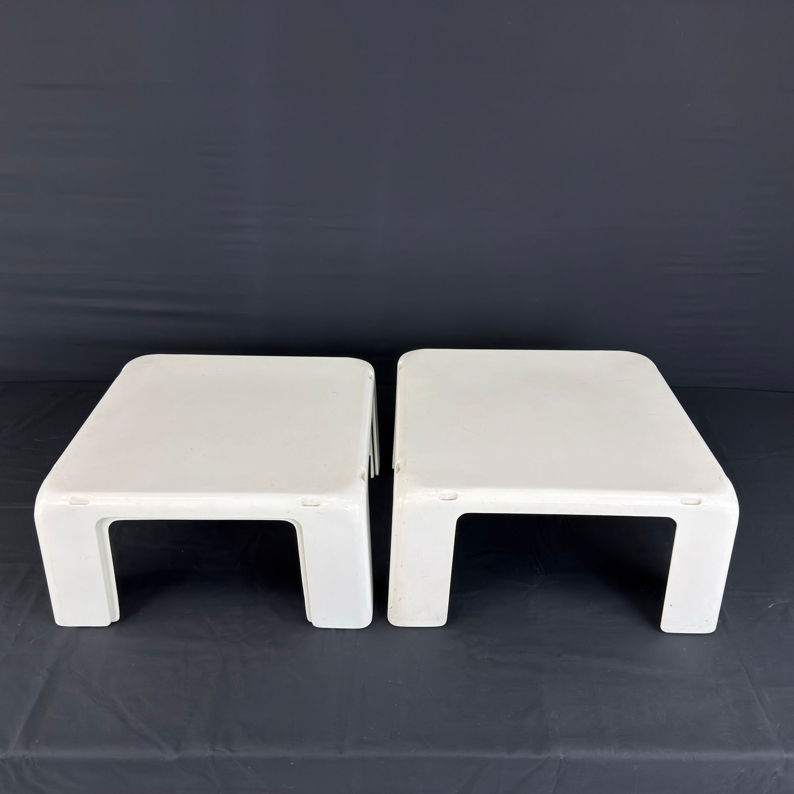 (3) MARIO BELLINI NESTING SIDE TABLES - 7