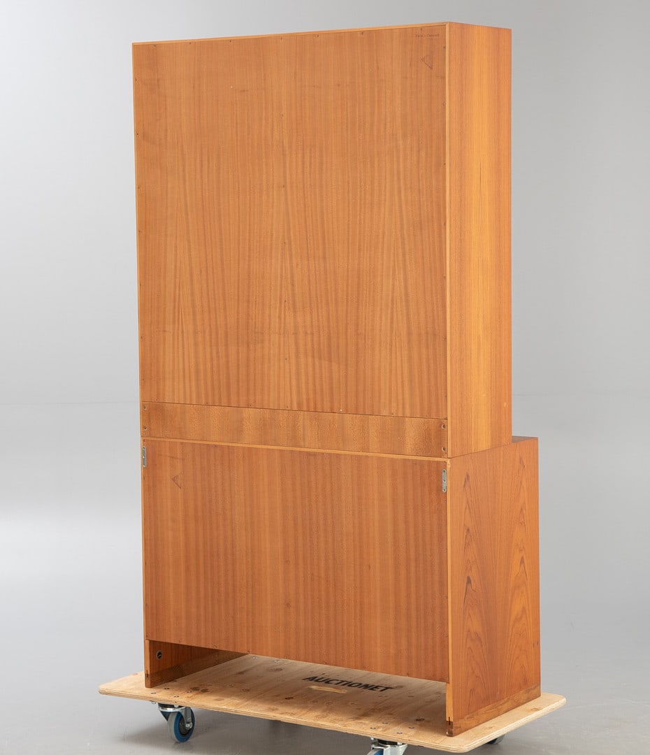 HANS J. WEGNER CABINET, 1960s - 15