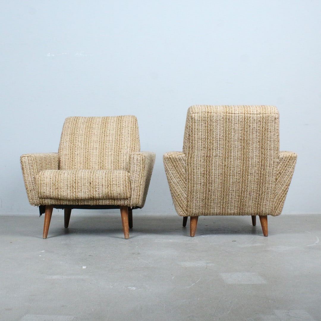 DANISH LOUNGE CHAIRS, A PAIR - 3