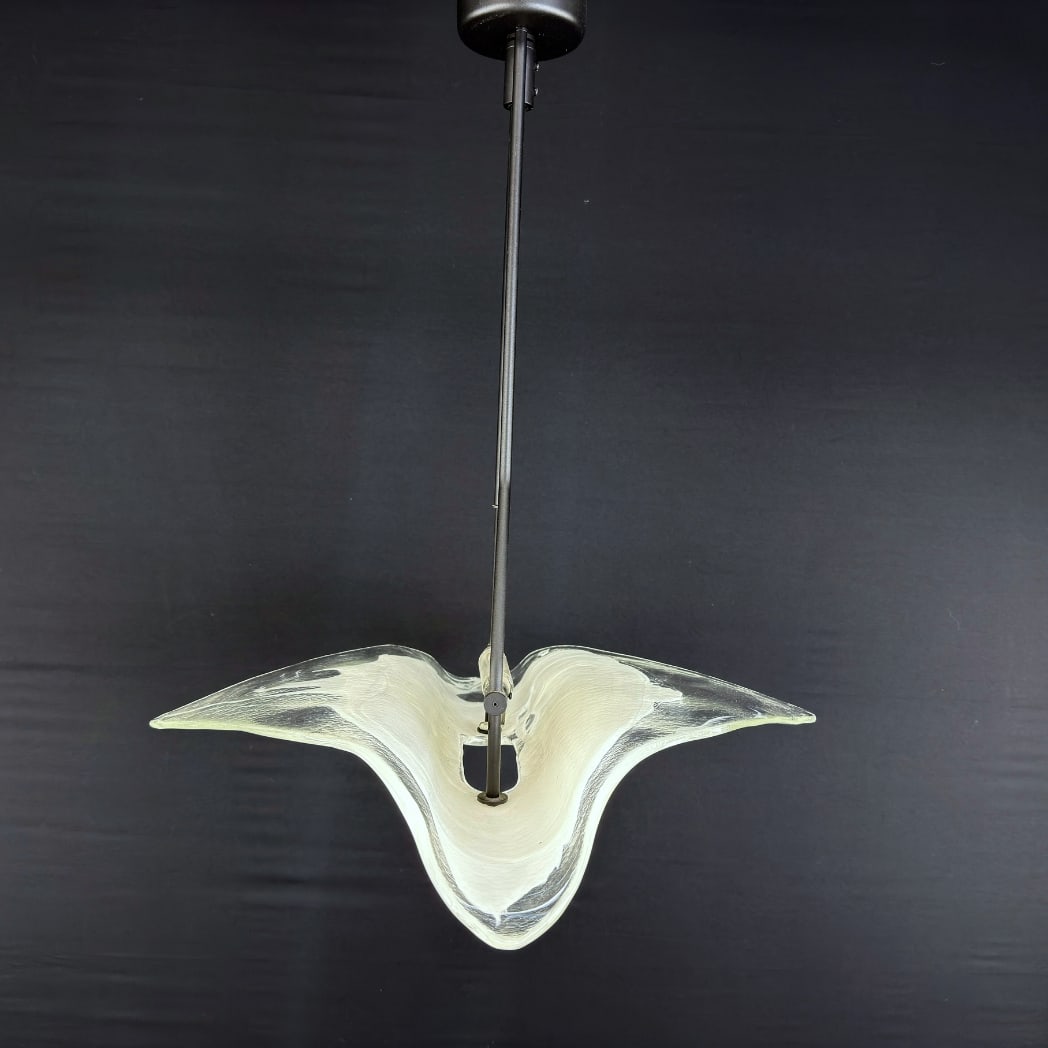 LA MURRINA MURANO PENDANT LAMP: Dimensions: H 26.5” x W 16.5”. Vintage Italian handmade Murano glass pendant lamp by La Murrrina, Italy 1970s.