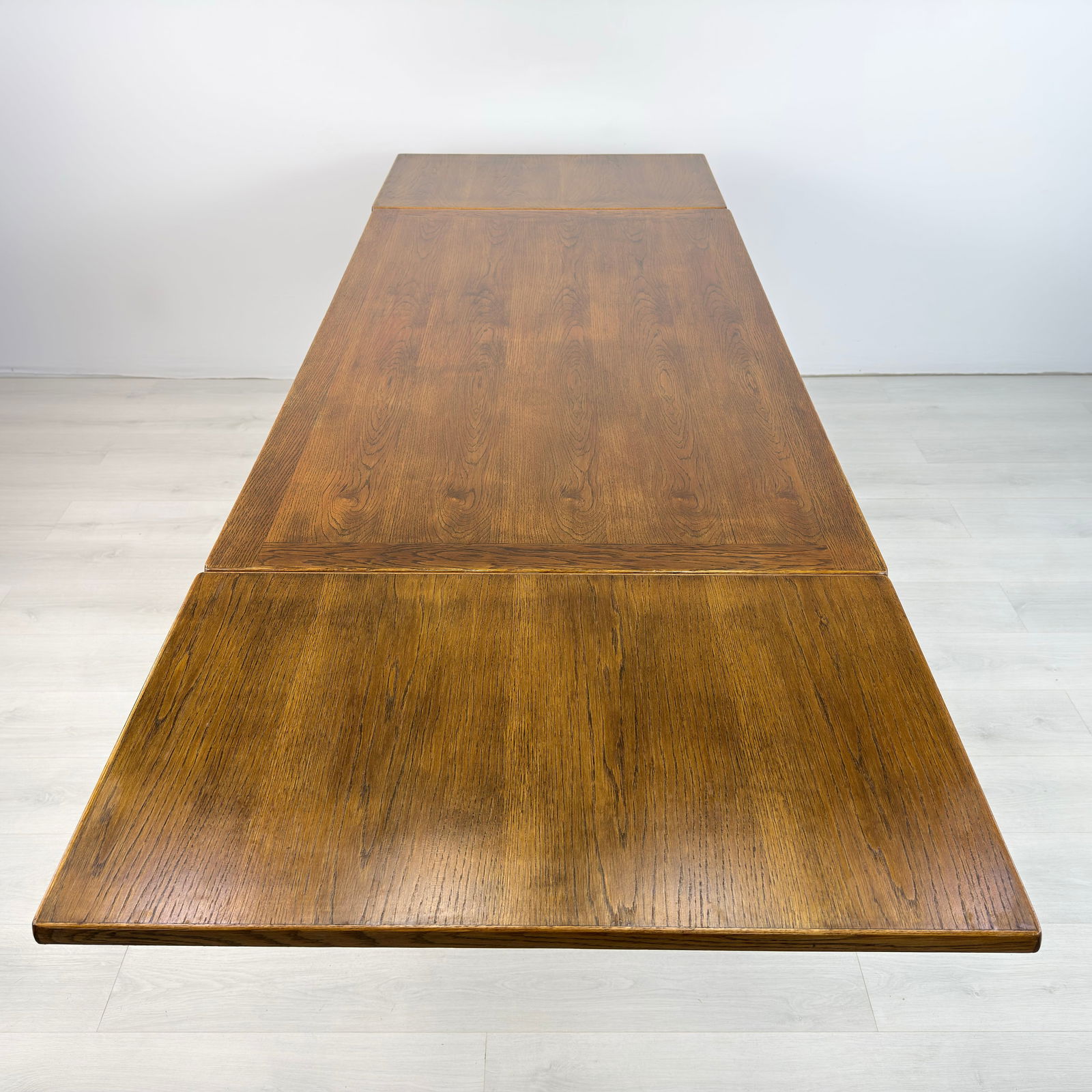 DUTCH BRUTALIST EXTENDABLE DINING TABLE - 8