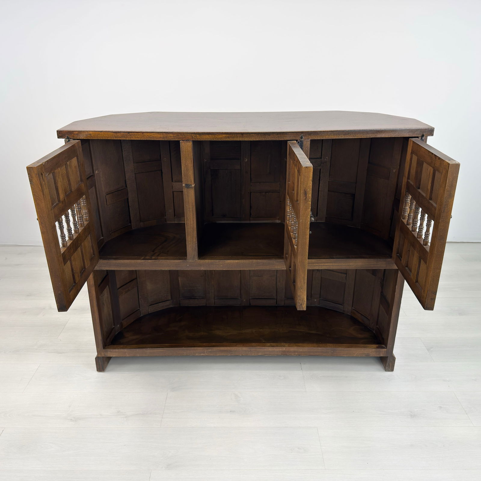 BRUTALIST OAK BAR - 7