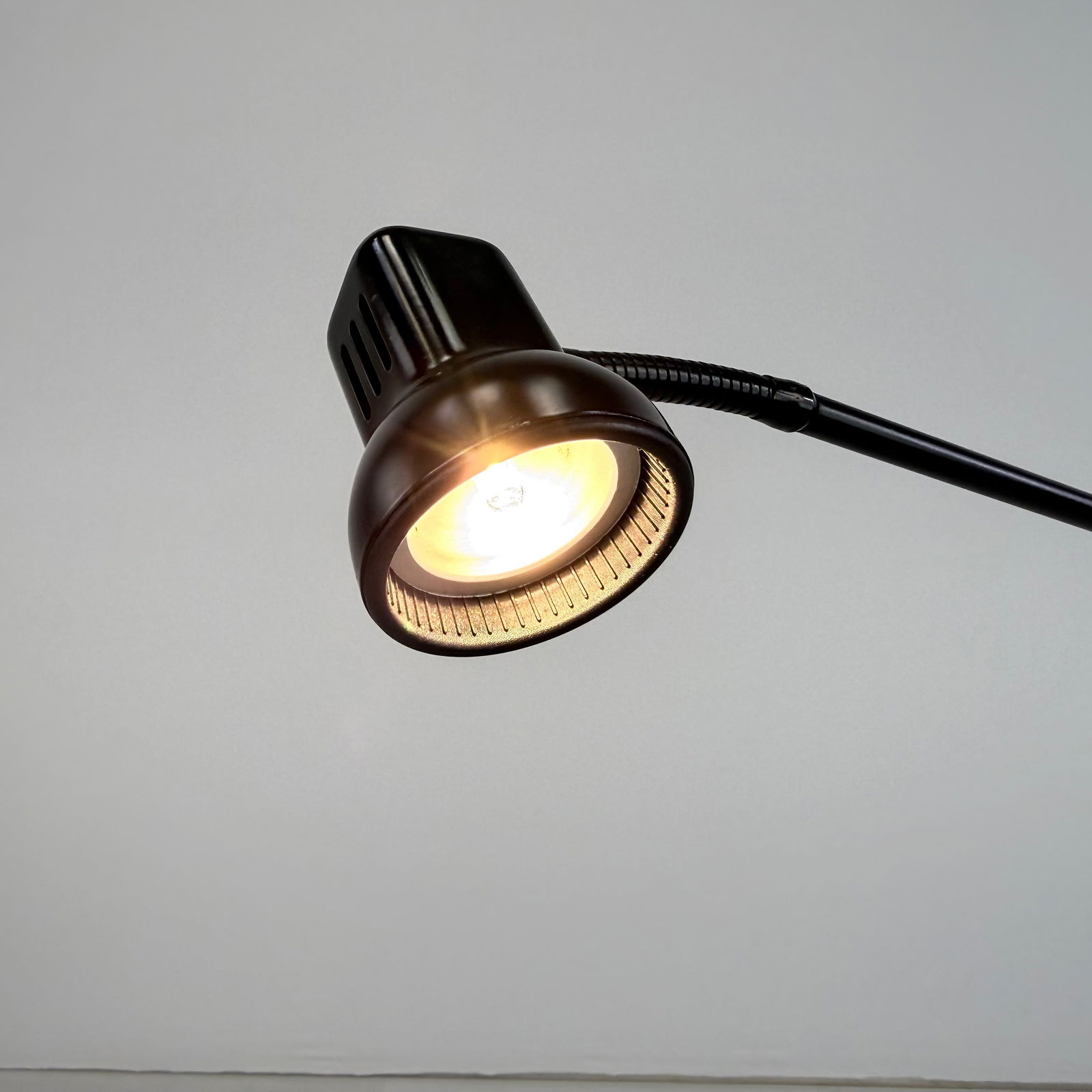 VINTAGE ADJUSTABLE FLOOR LAMP - 3