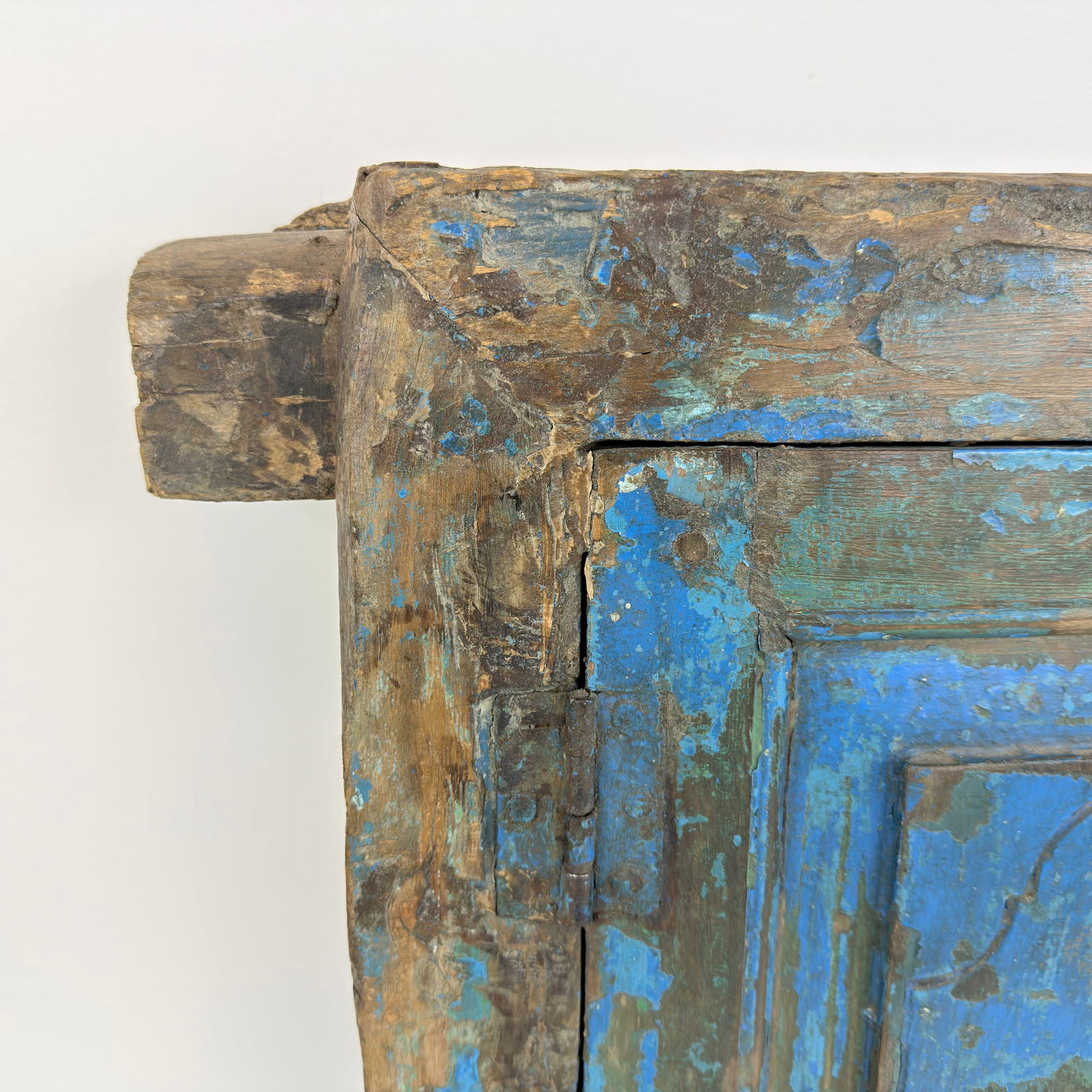 ANTIQUE WINDOW FRAME MIRROR - 10