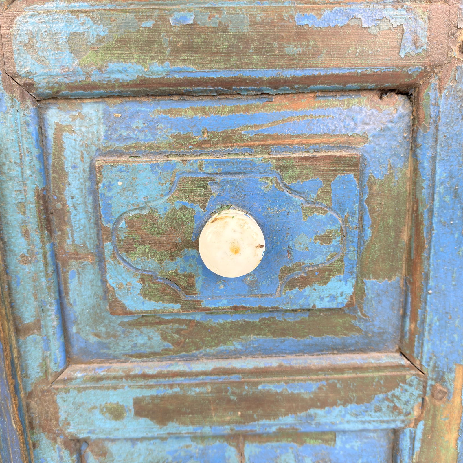 ANTIQUE WINDOW FRAME MIRROR - 11